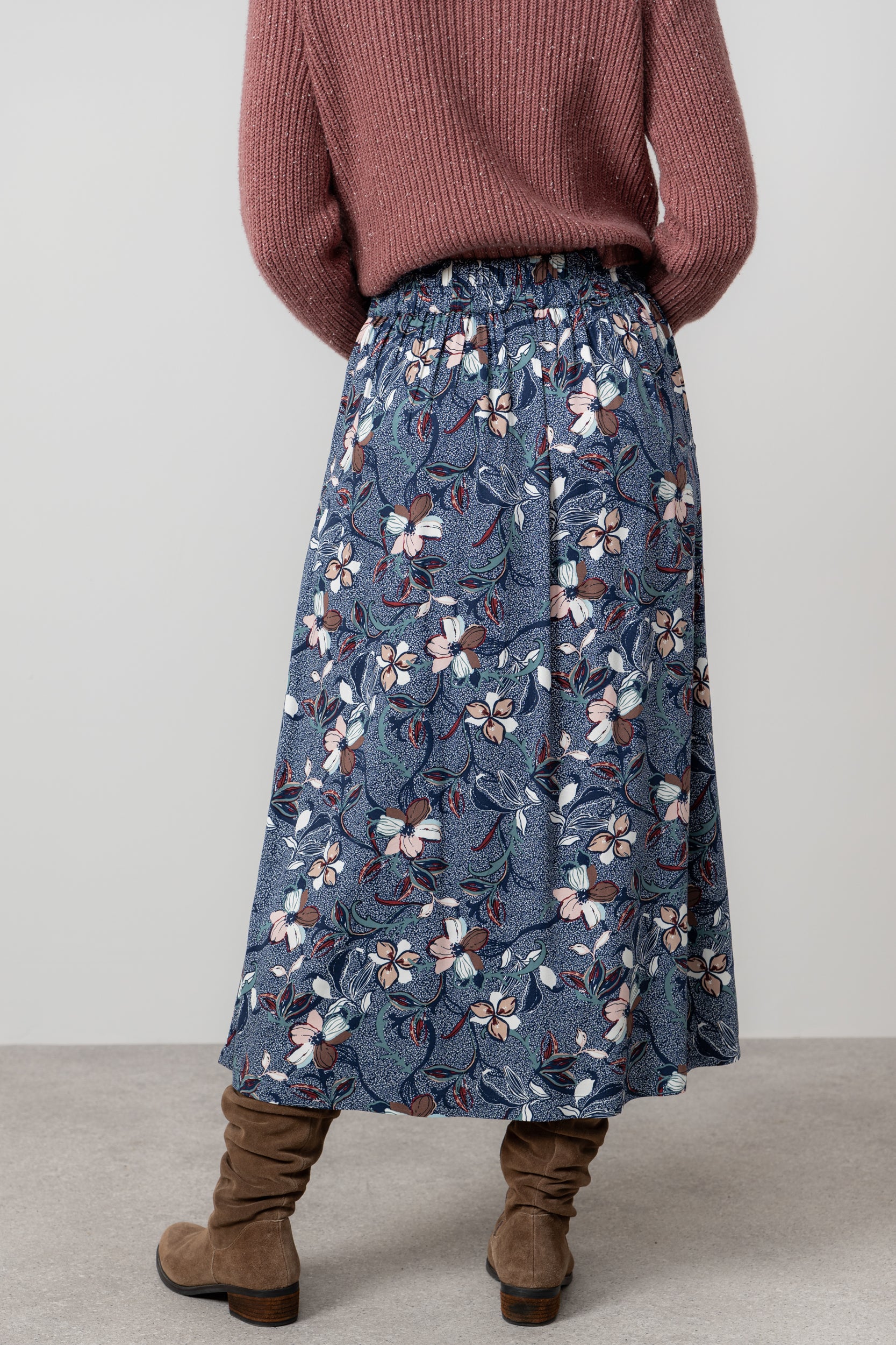 Alice Printed Midi Skirt Navy - Image 4