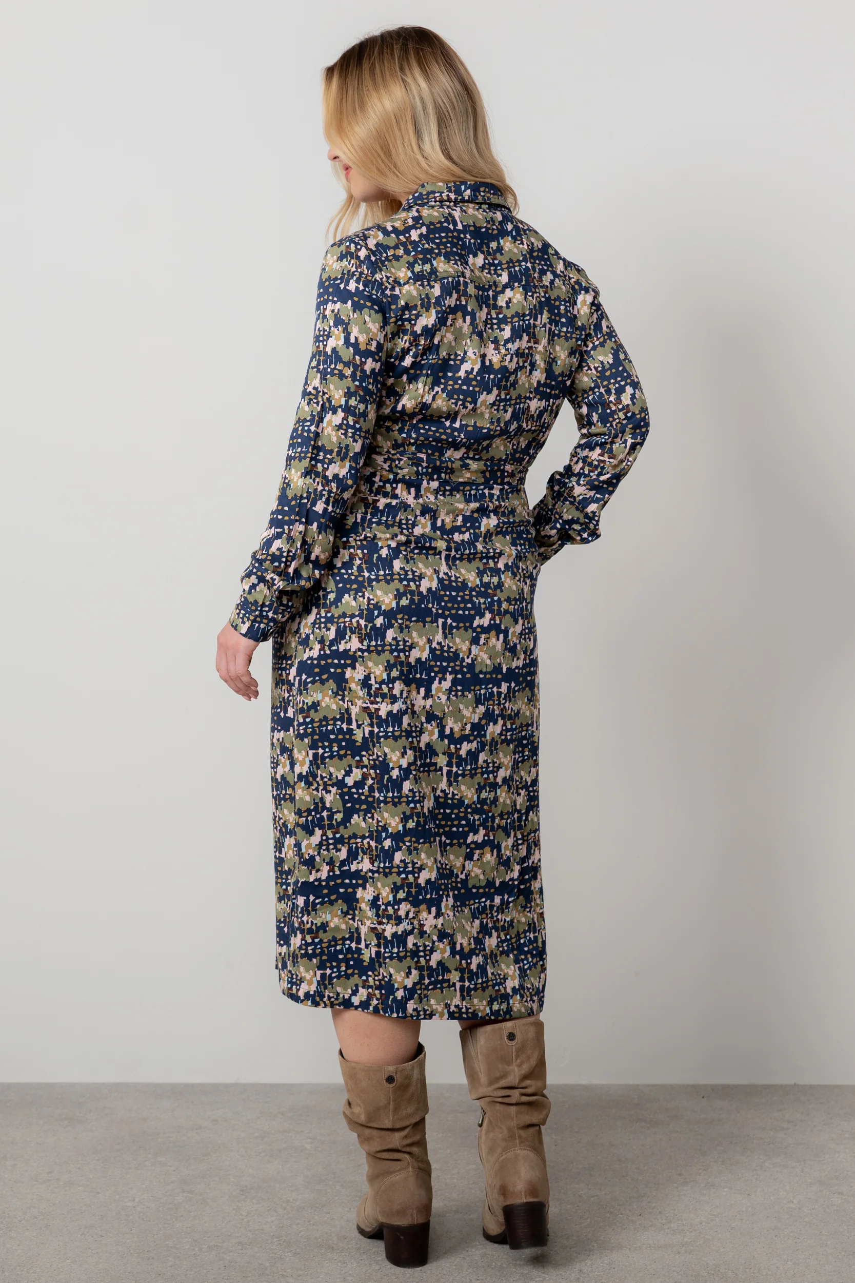 Anya Midi Shirt Dress Navy - Image 4
