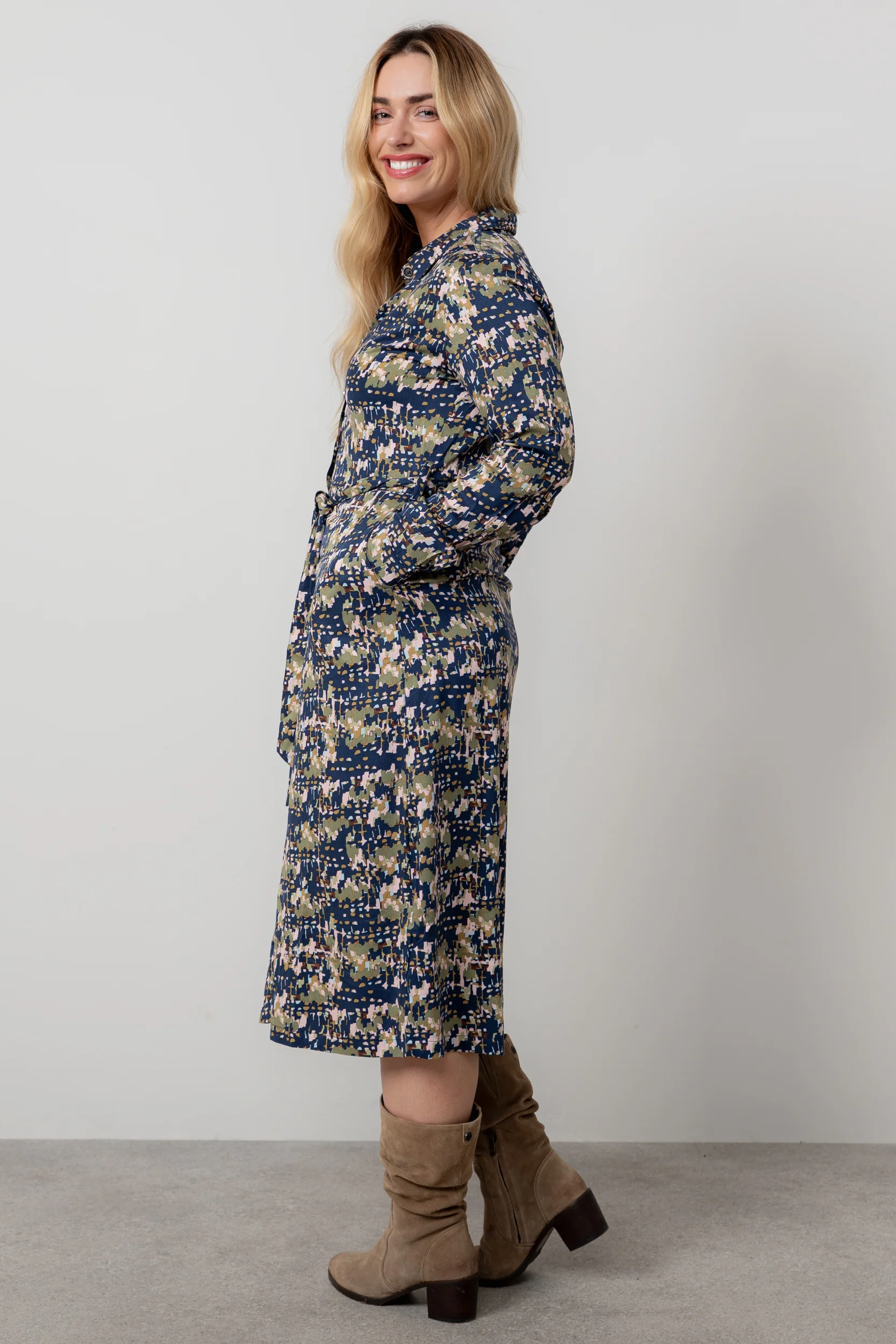 Anya Midi Shirt Dress Navy - Image 6