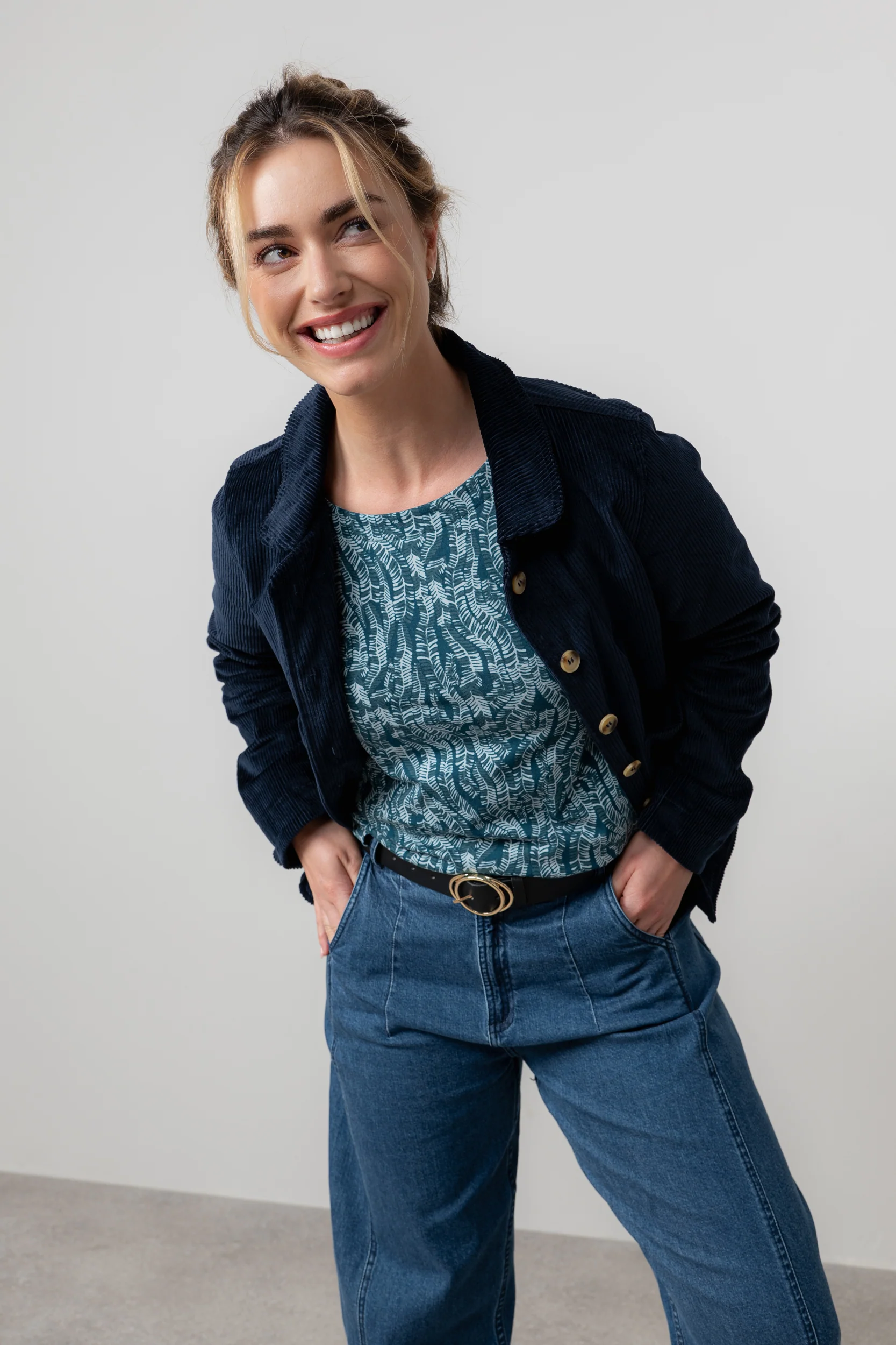Ash Stretch Cotton Jumbo Cord Jacket Navy - Image 3