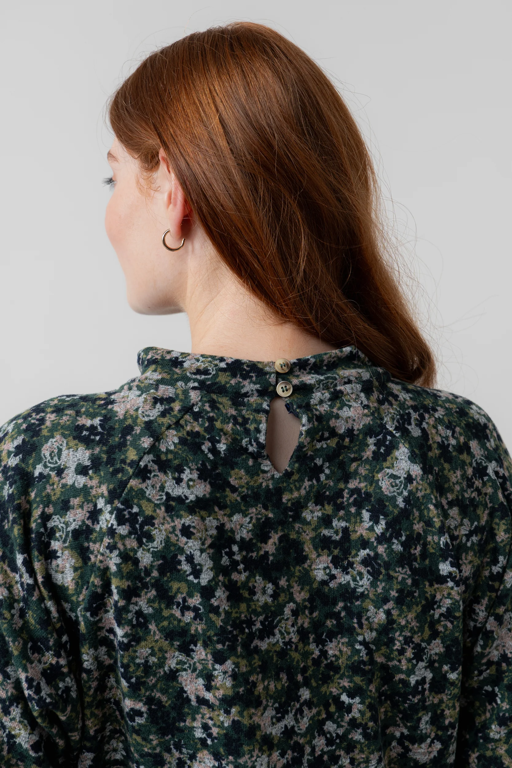 Bayberry Batwing Floral Print Top Green - Image 6