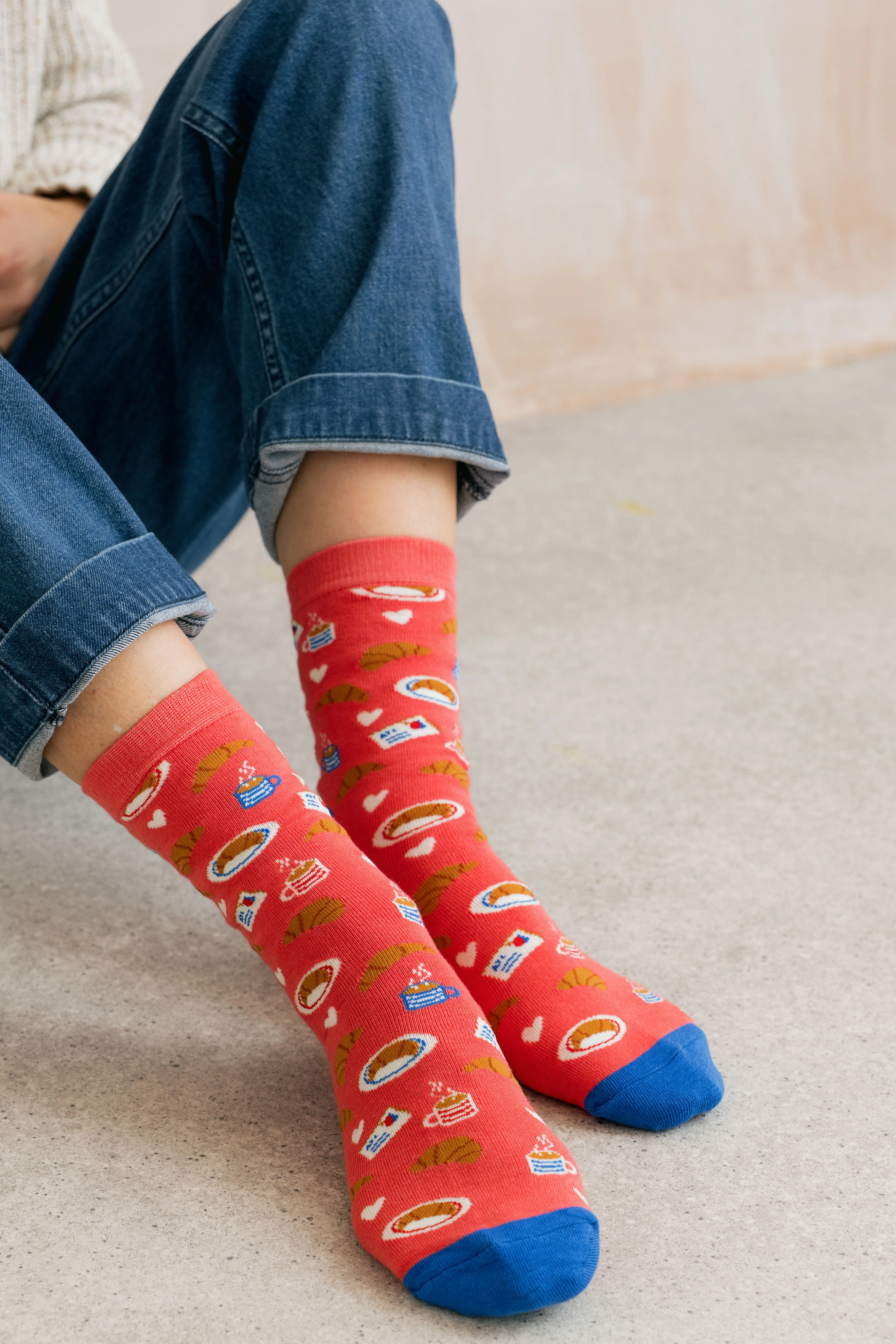 Beau The Bear Bamboo Socks And Decoration Giftbox - Image 3