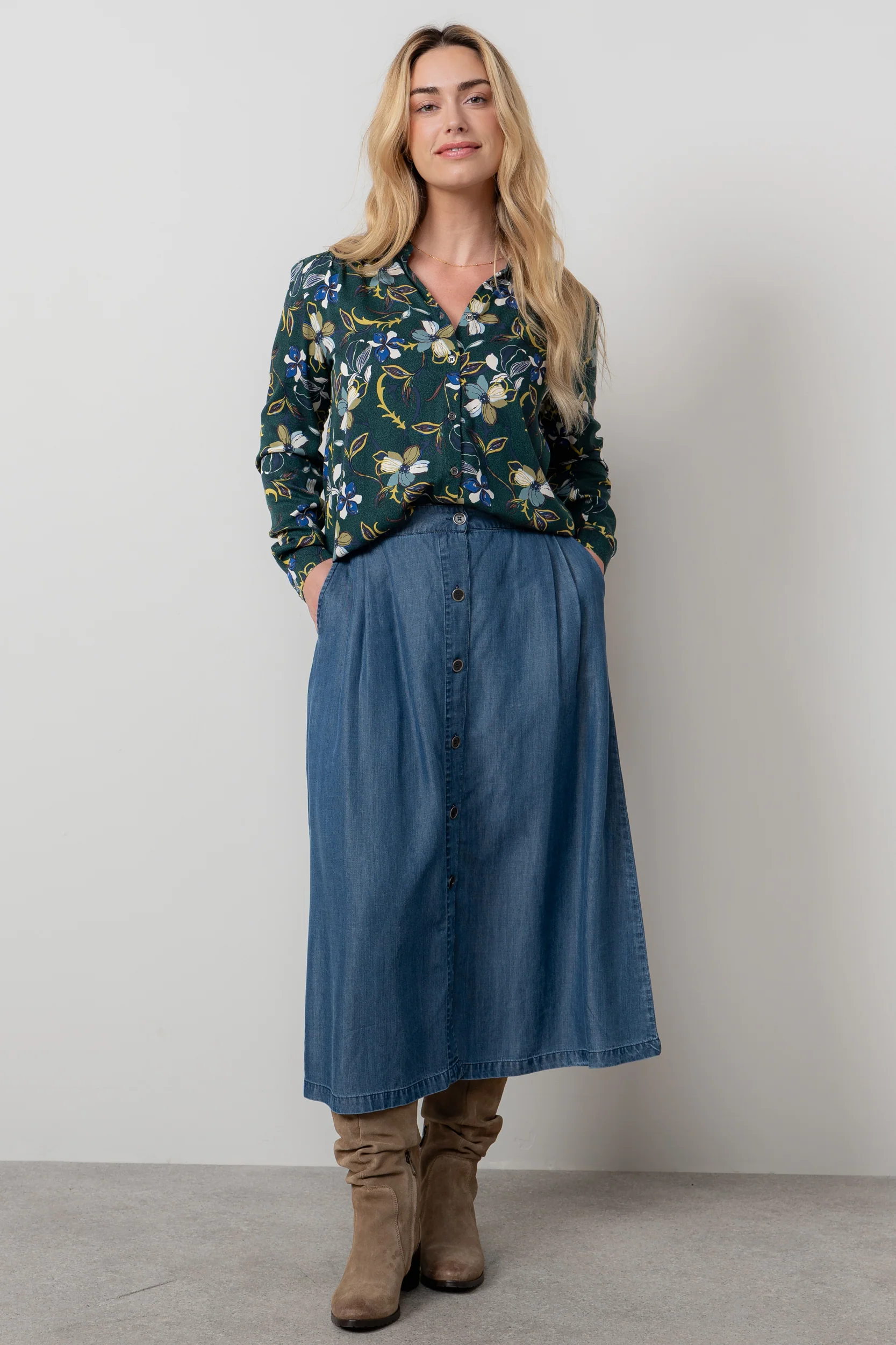 Beech Floral Print Shirt Green - Image 3