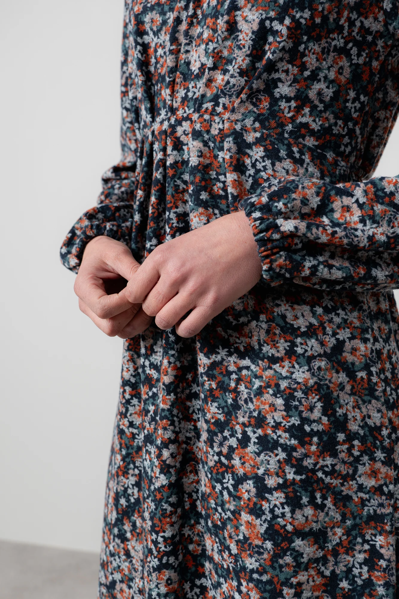 Celia Floral Print Midi Dress Red - Image 5