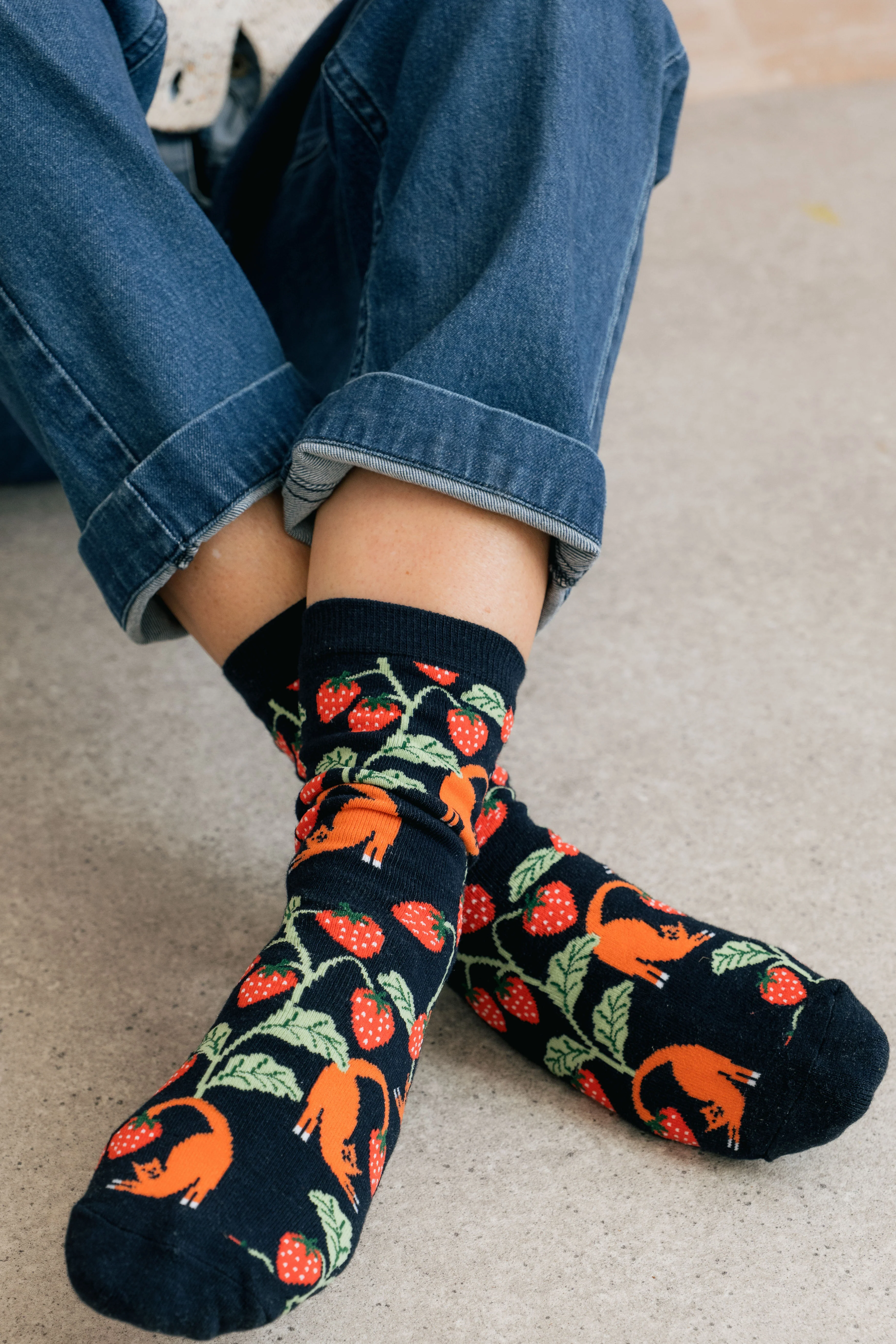 Charlotte The Cat Bamboo Socks And Decoration Giftbox - Image 5