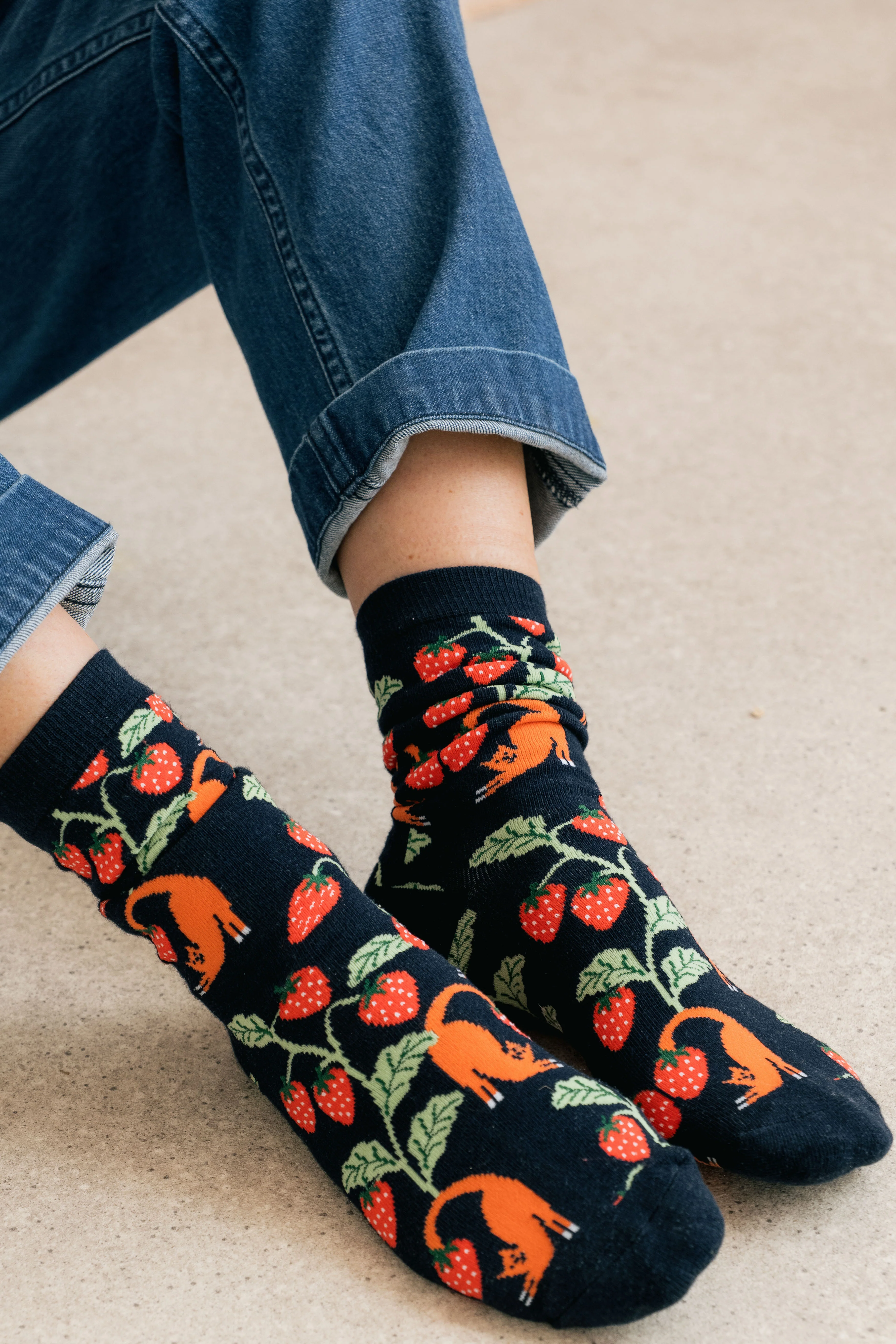 Charlotte The Cat Bamboo Socks And Decoration Giftbox - Image 7
