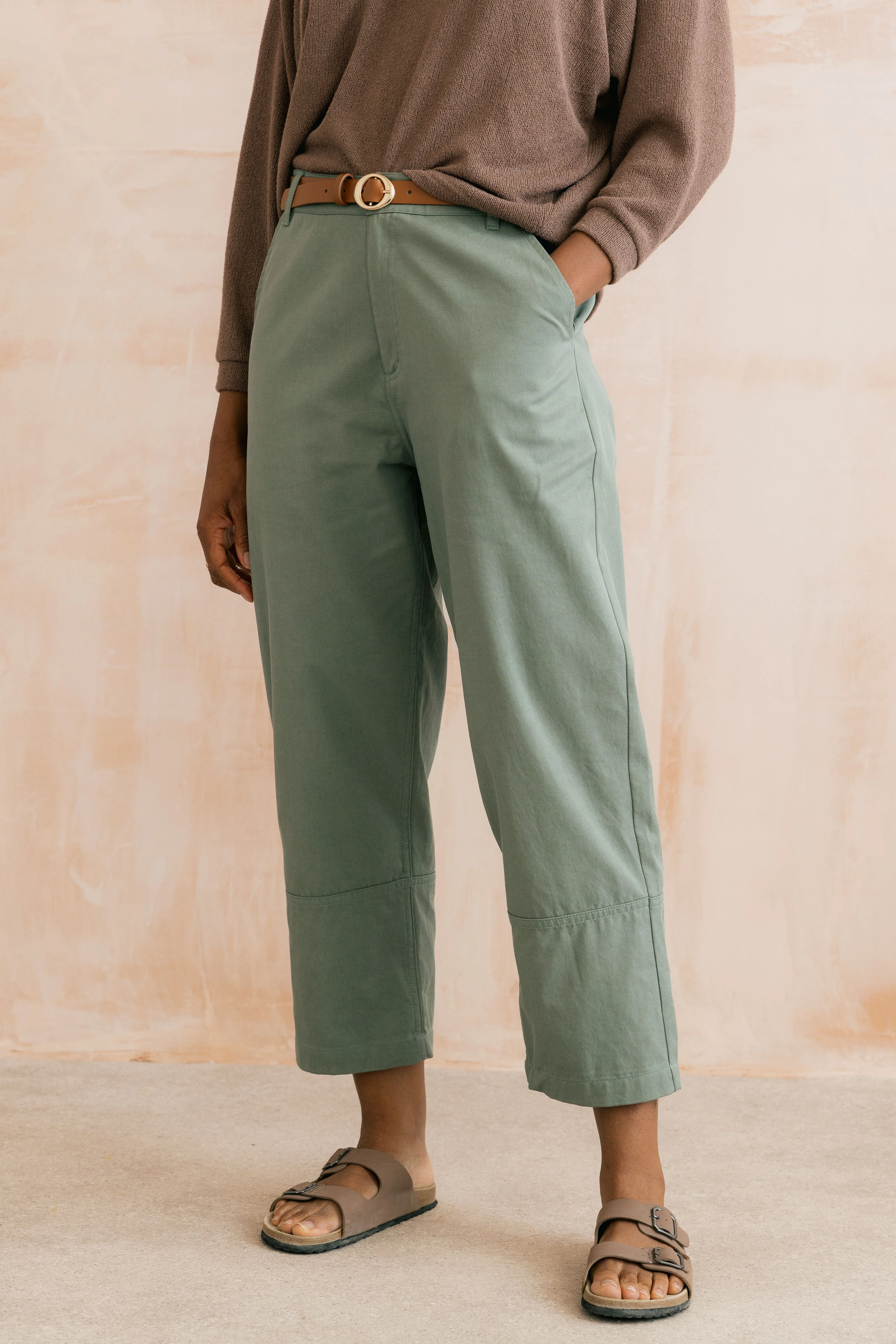Clarissa Tapered Leg Cropped Trousers Laurel Green - Image 3