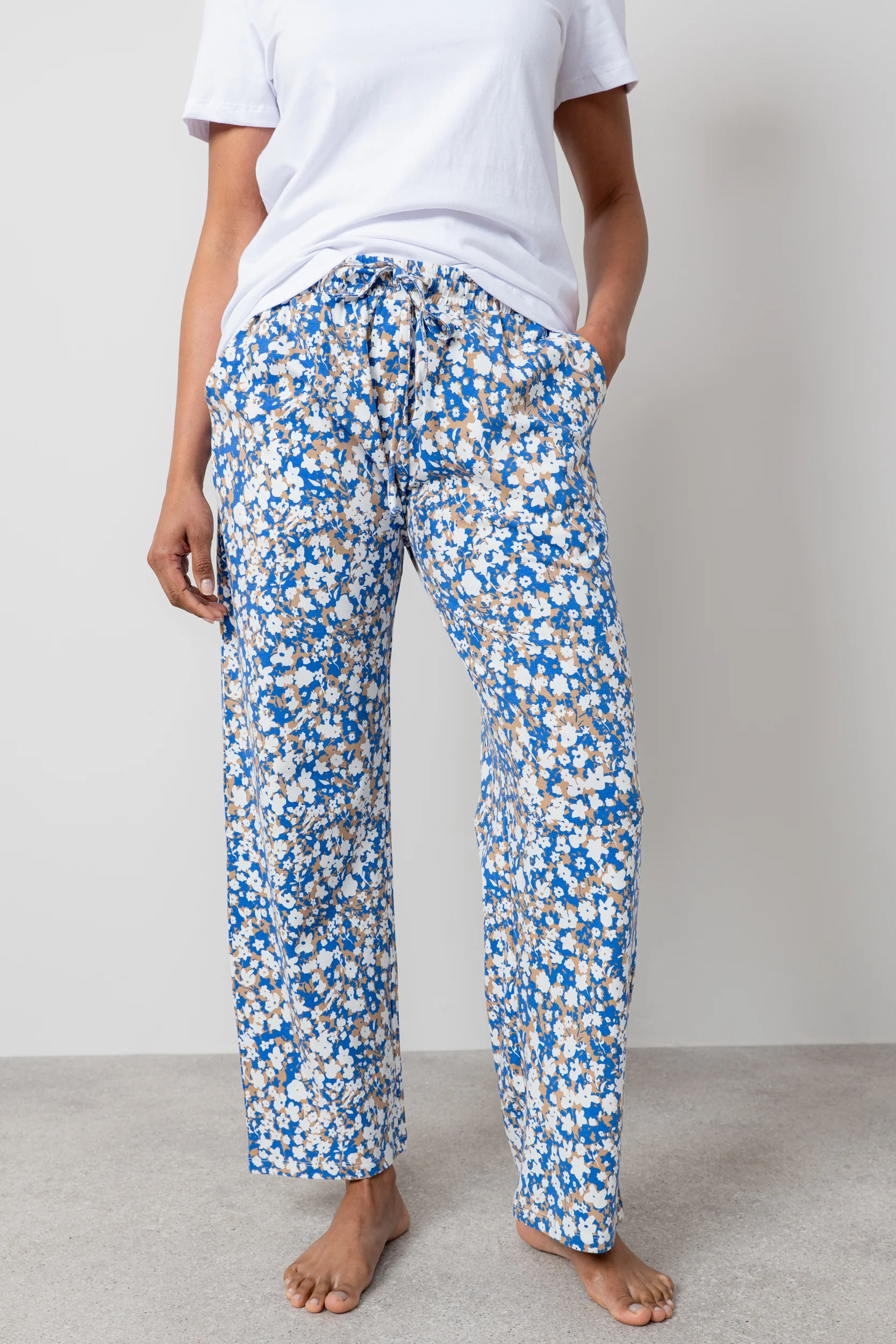 Confetti Floral Print Pyjama Set - Image 10