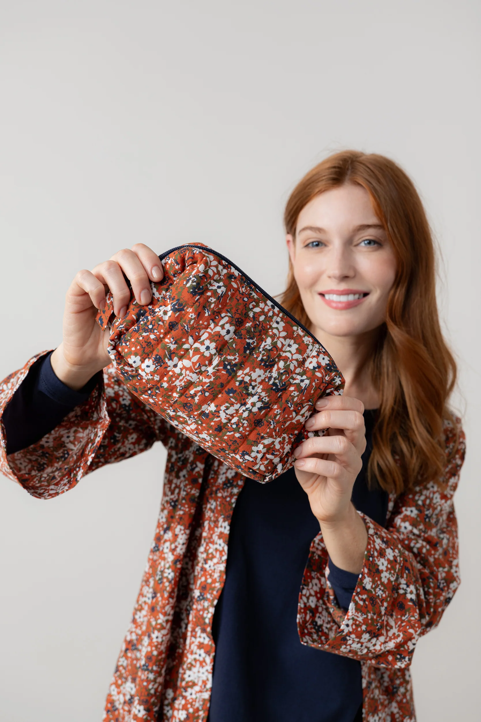 Connie Print Cosmetics Bag Ginger - Image 6