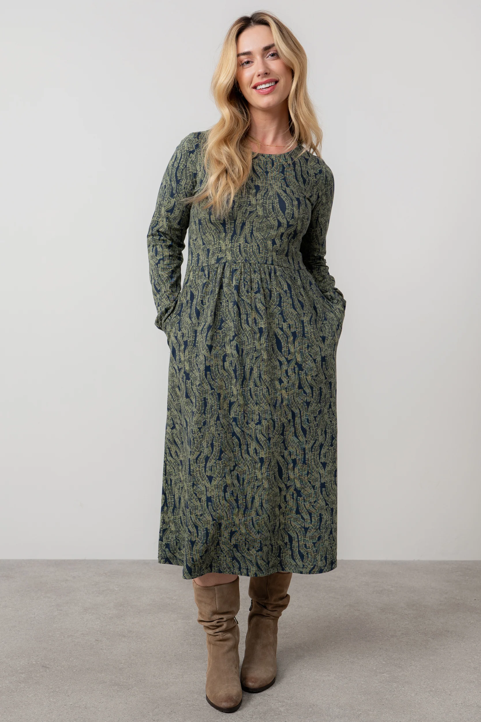 Damson Cotton Jersey Midi Dress Navy - Image 3