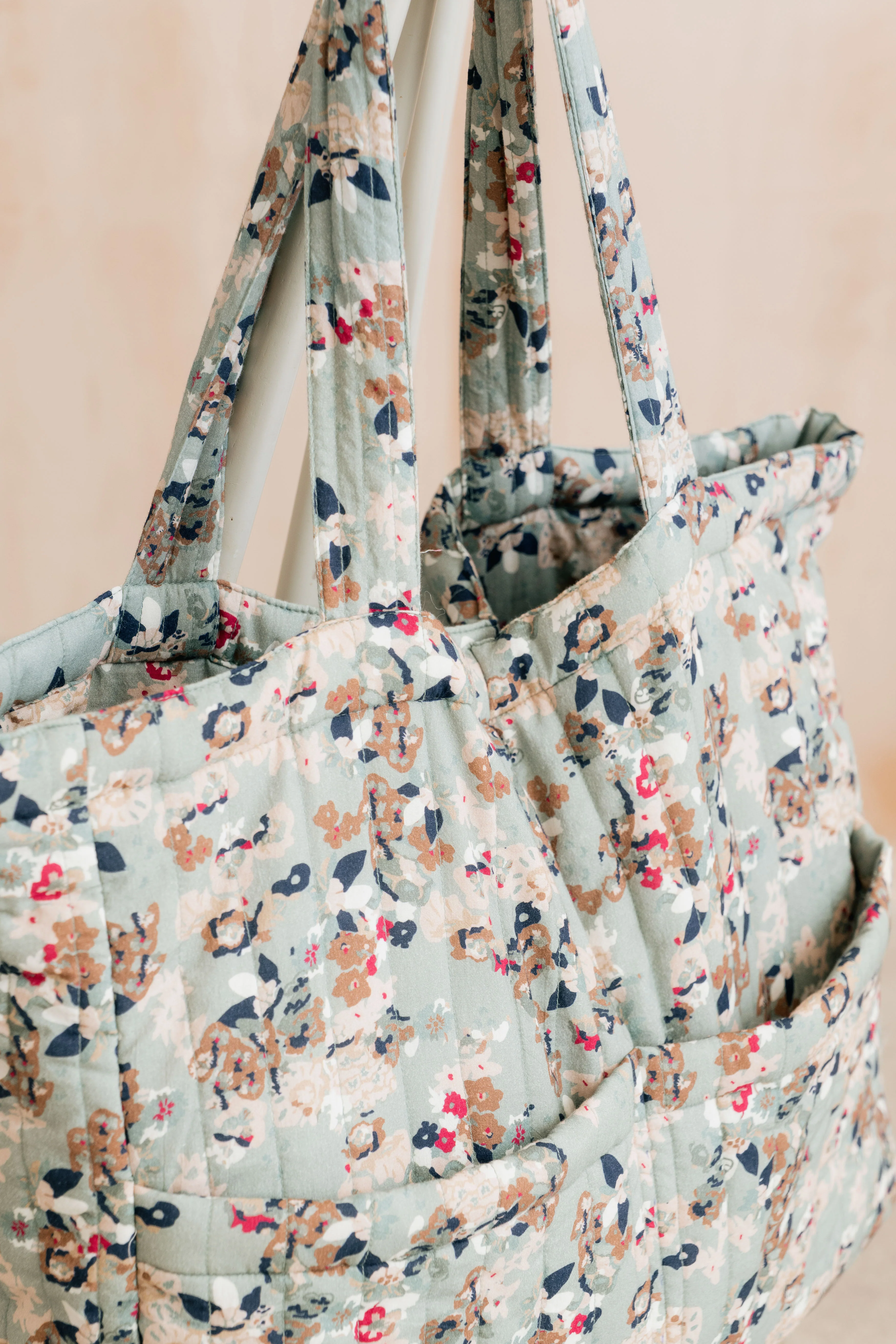 Ditsy Print Quilted Tote Bag Ocean - Image 2