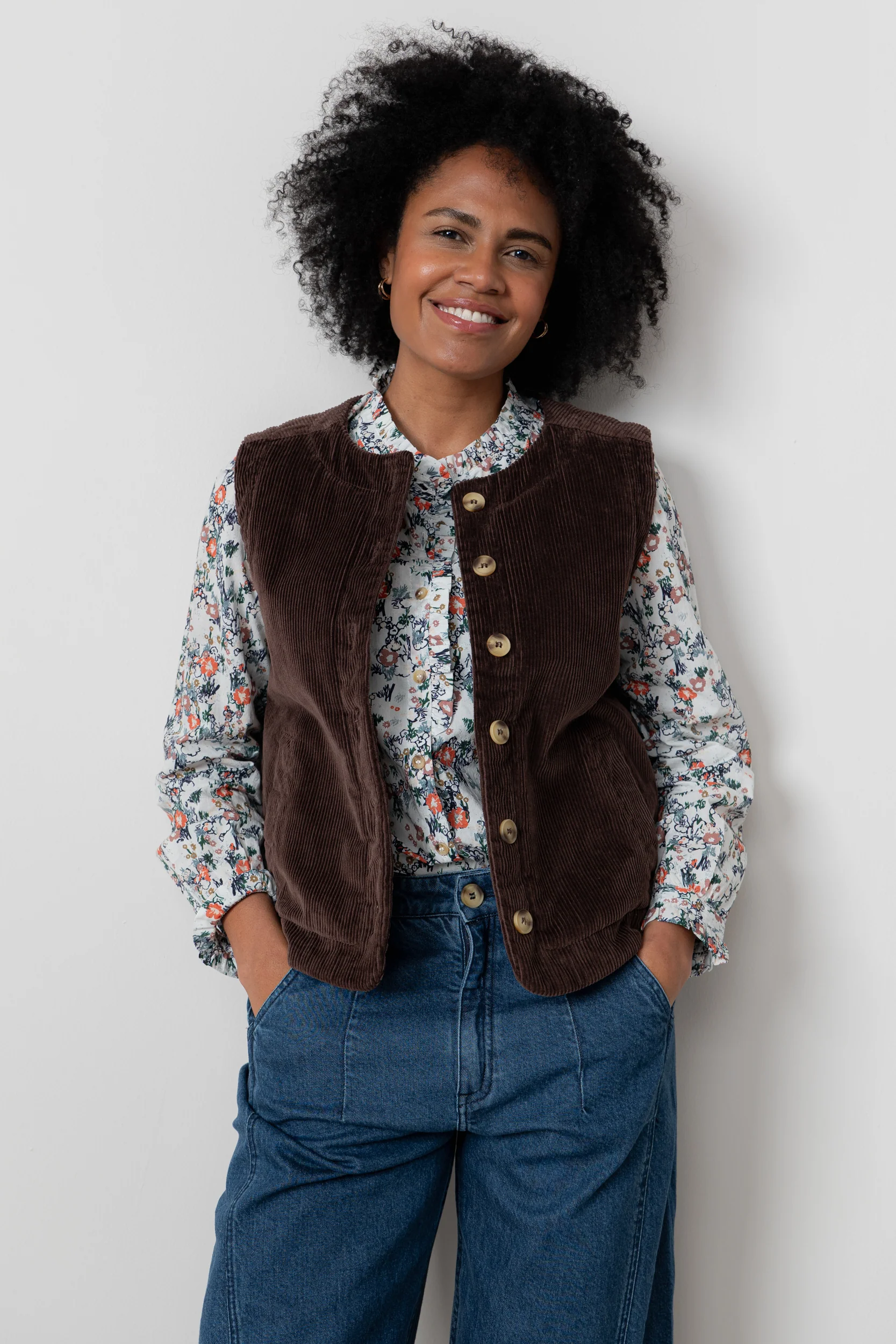 Dusk Stretch Cotton Jumbo Cord Gilet Chocolate - Image 5