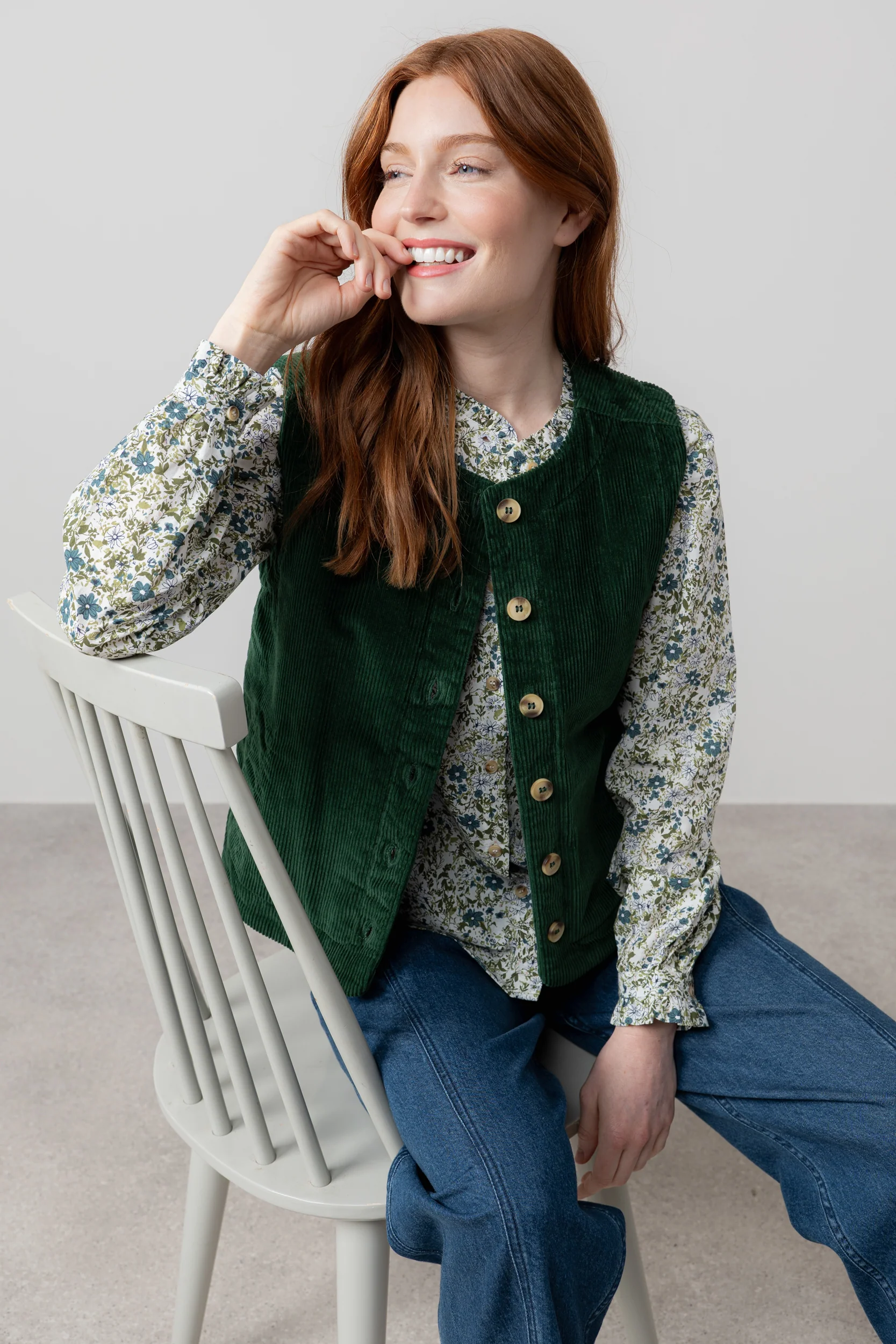 Dusk Stretch Cotton Jumbo Cord Gilet Pine Green
