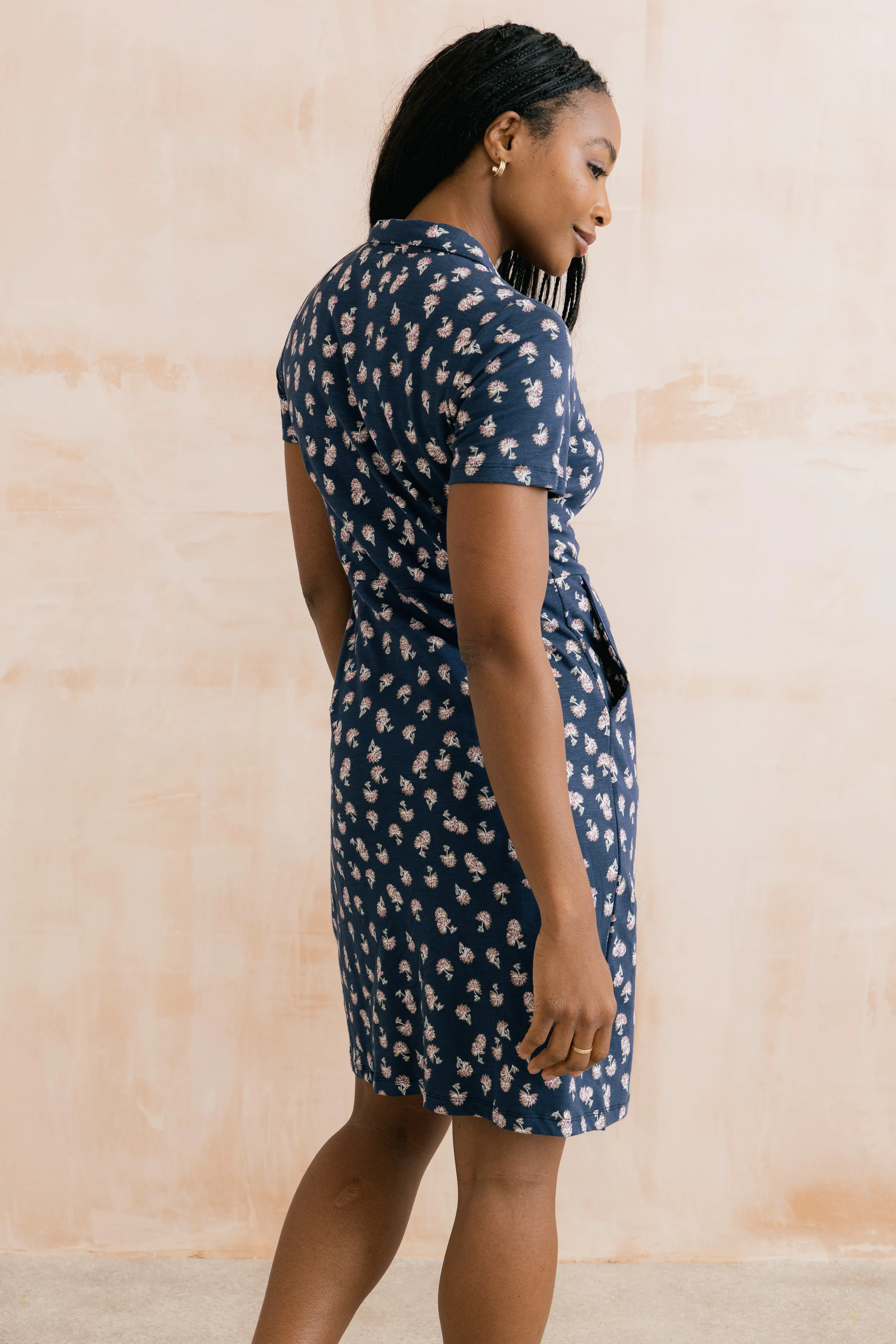 Elmore Printed Organic Jersey Shirt Dress Navy - Image 4