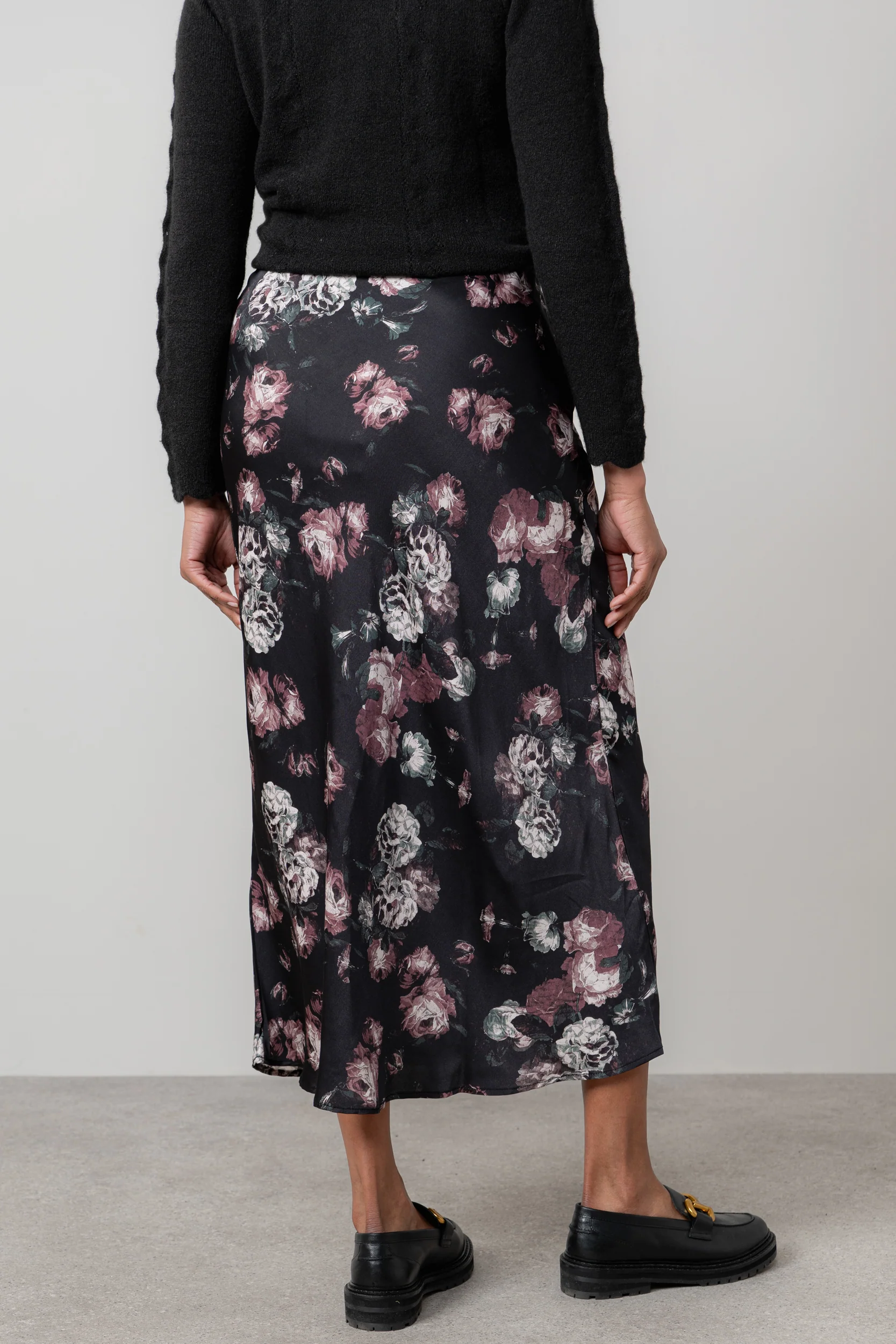 Evelyn Floral Print Satin Midi Skirt Black - Image 4