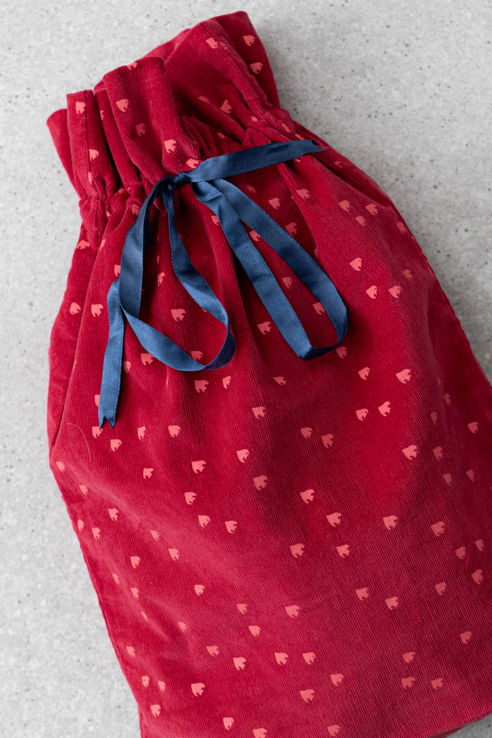 Fabric Gift Bag Dove Print Red - Image 3