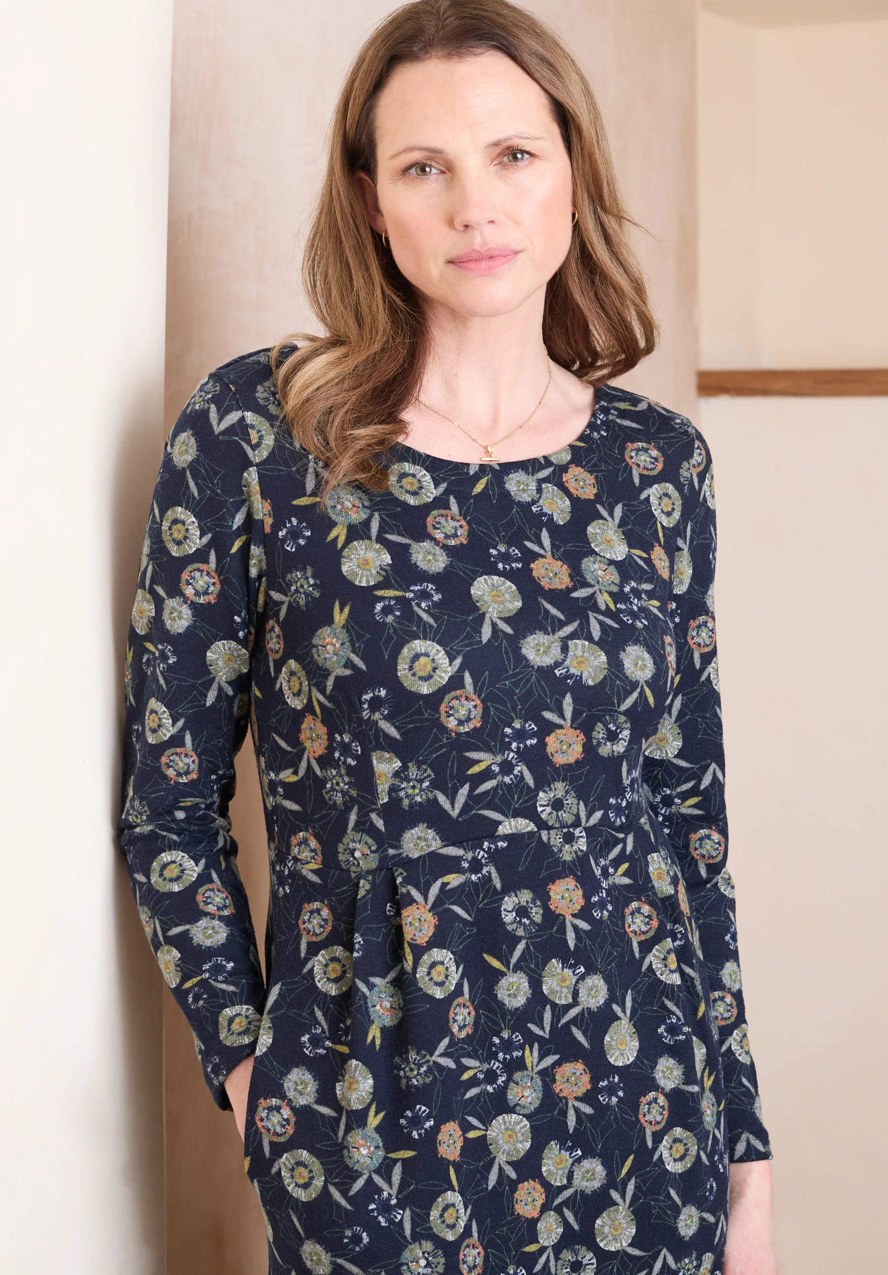 Frampton Floral Print Midi Dress Navy - Image 2