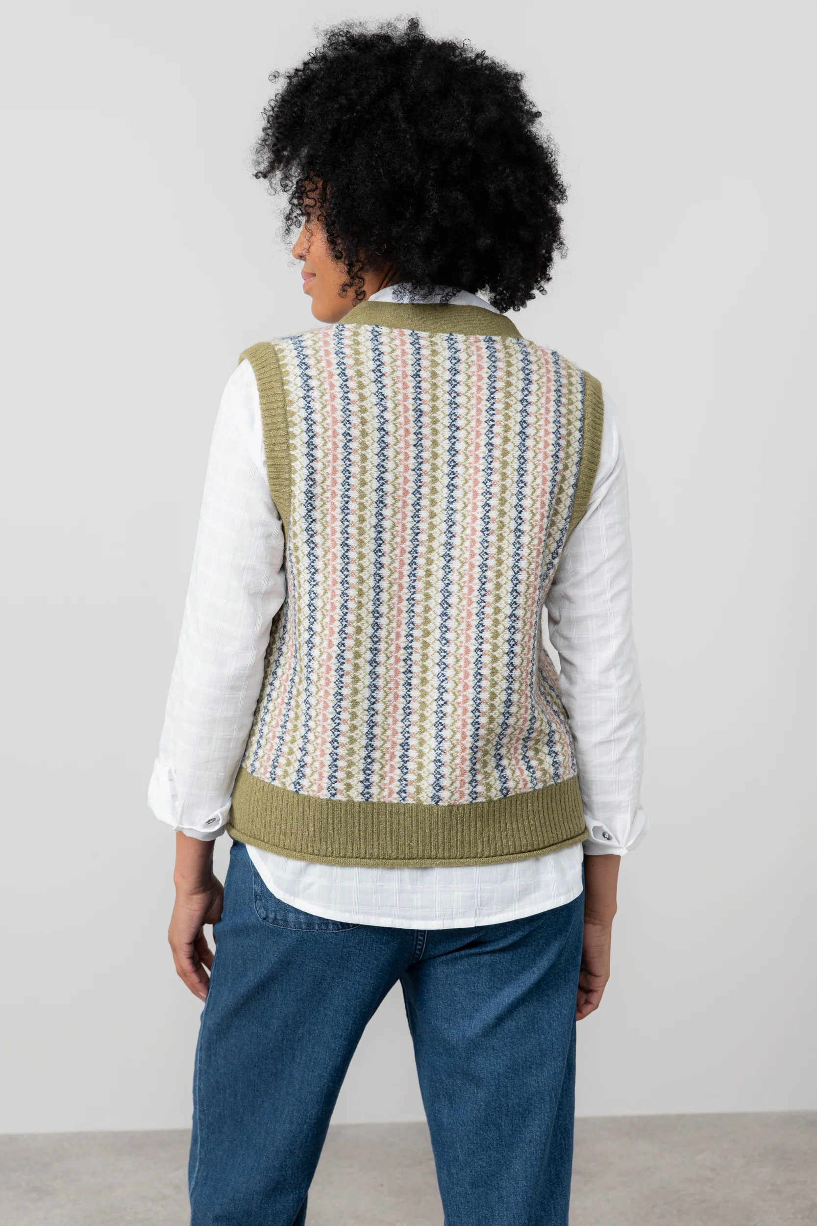 Gwyneth Fair Isle Sleeveless Cardigan Moss - Image 4