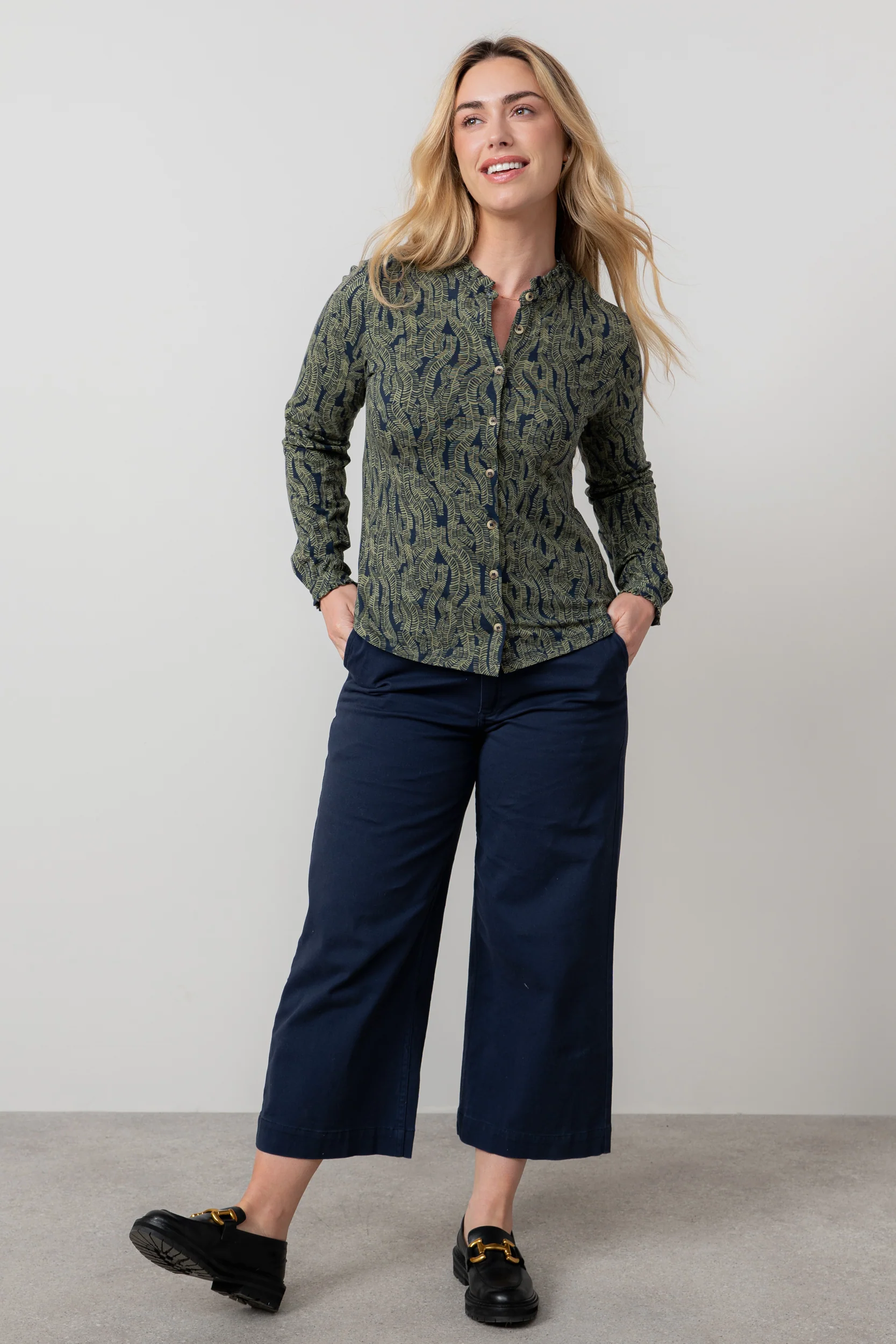 Hannah Organic Cotton Jersey Frill Shirt Navy - Image 4
