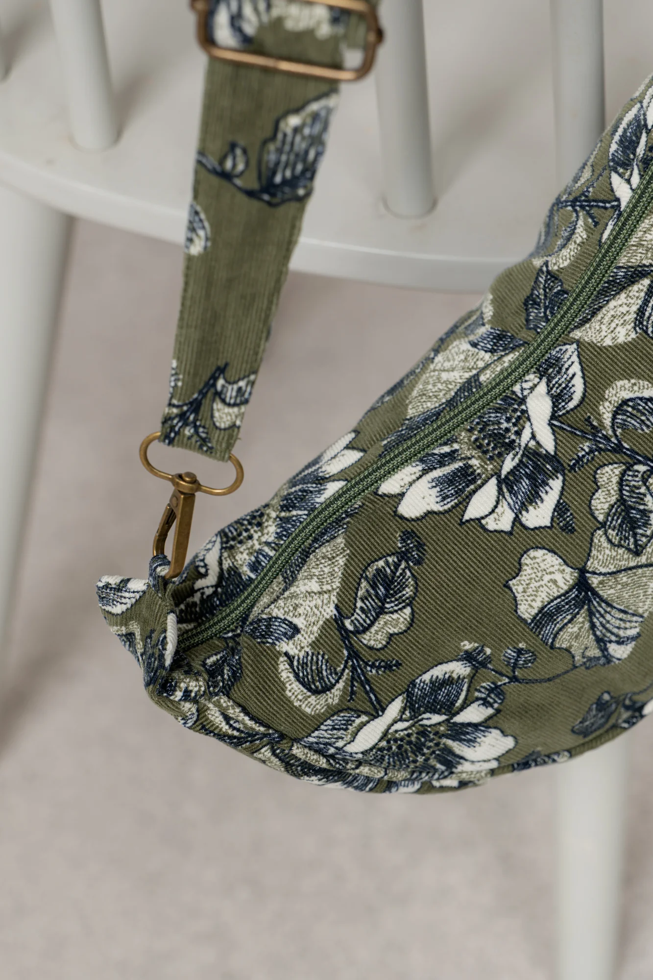 Harvest Print Cord Crossbody Bag Moss - Image 4