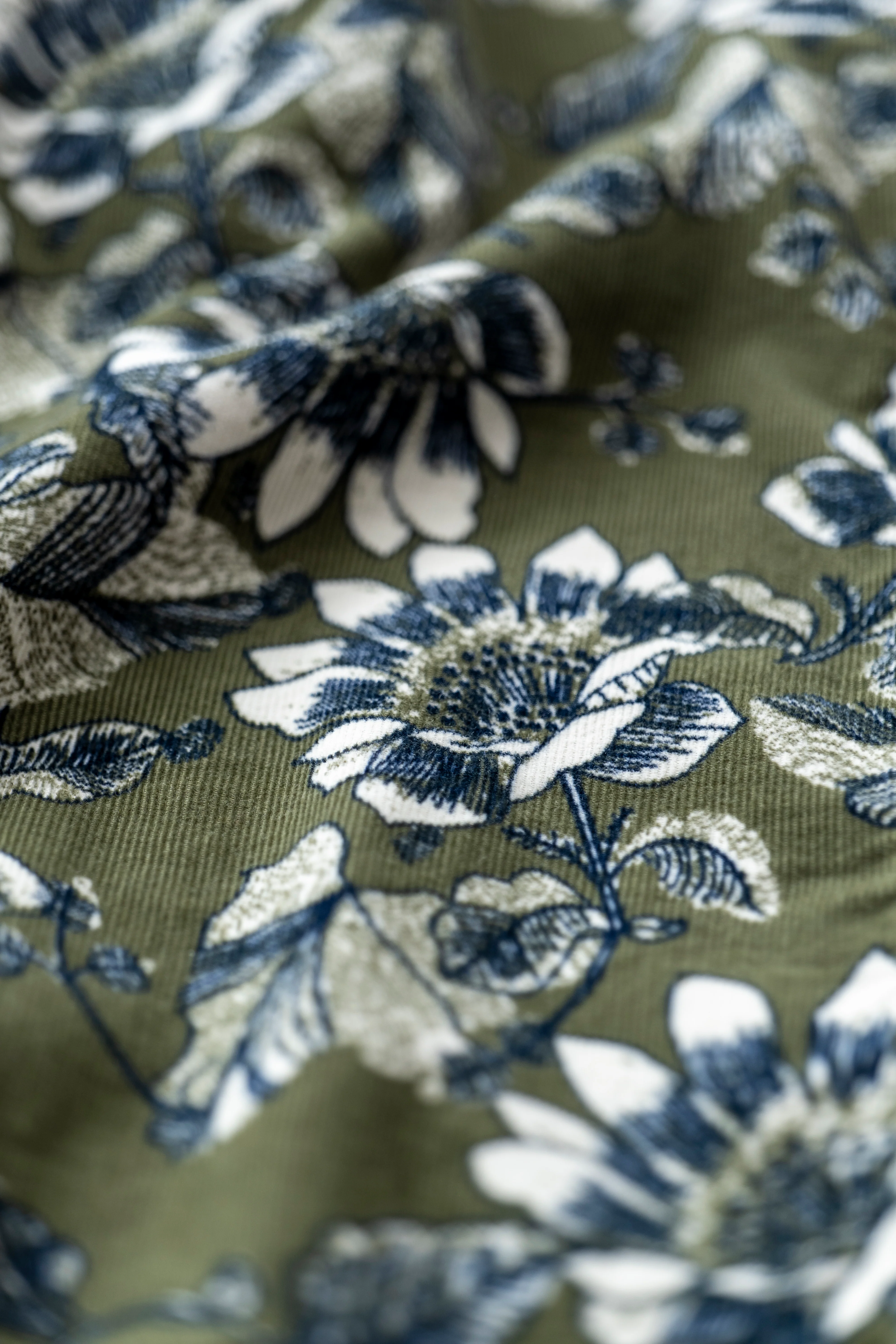 Patsy Cotton Pincord Floral Shirt Moss - Image 7