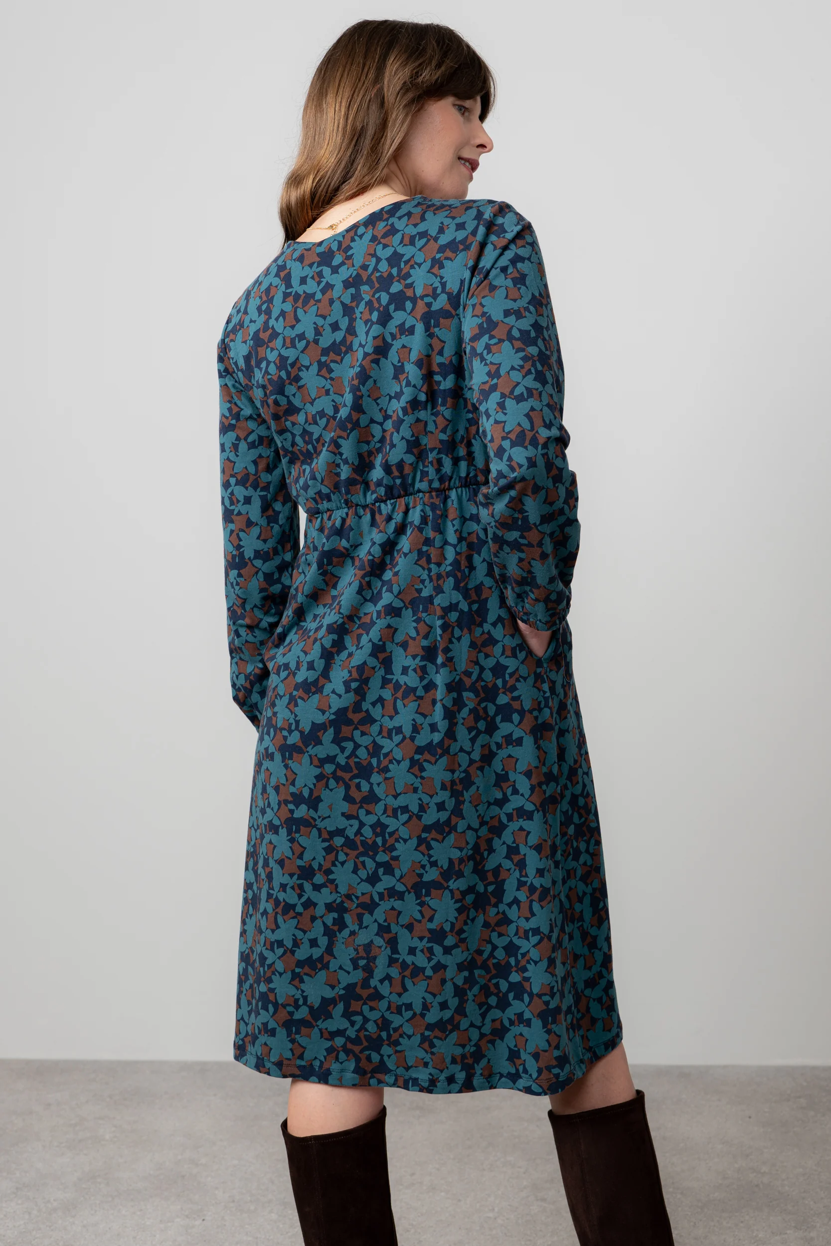 Hazel Crossover Jersey Dress Navy - Image 4