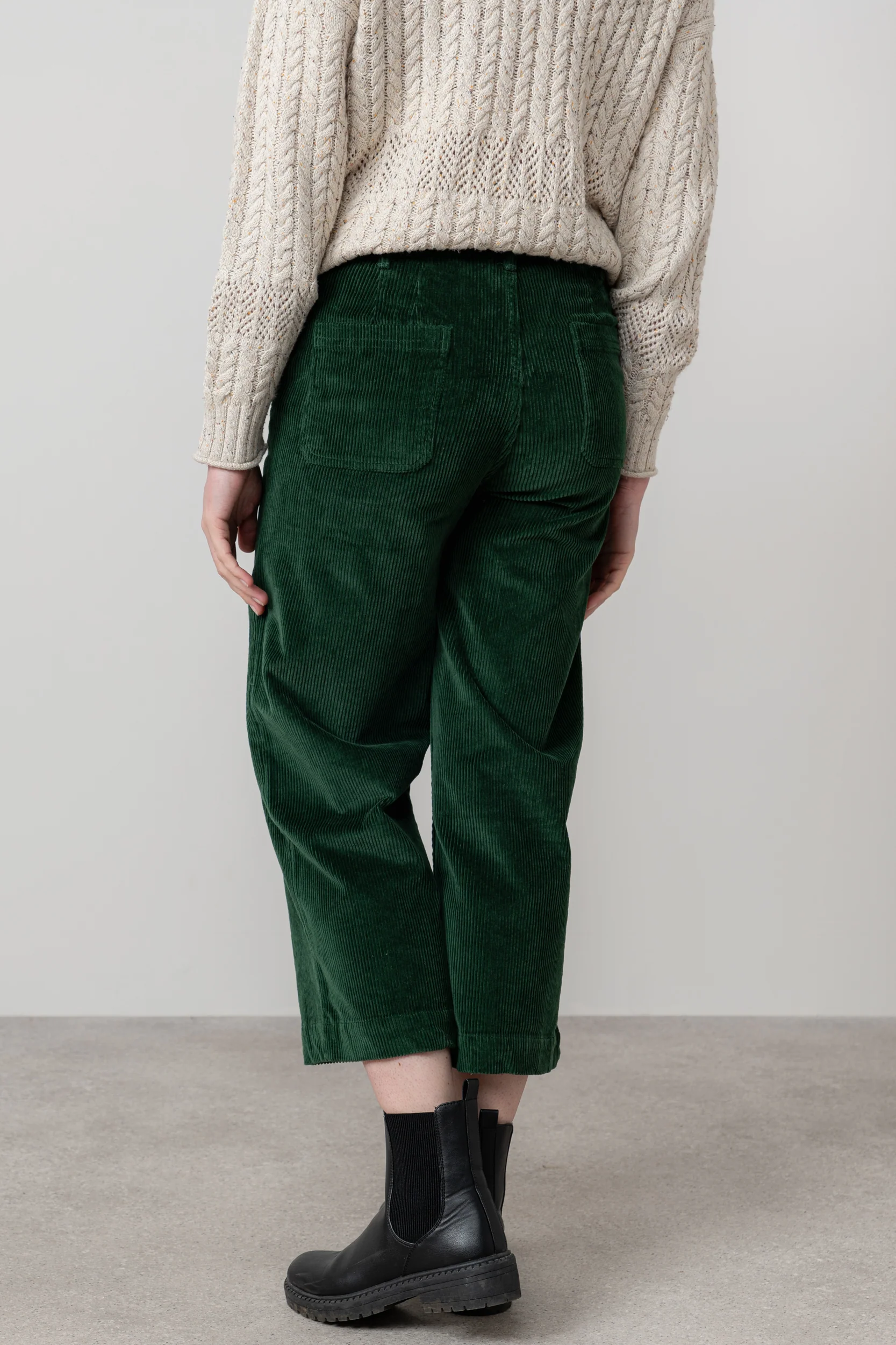 Isla Stretch Jumbo Cord Cropped Trousers Pine Green - Image 5