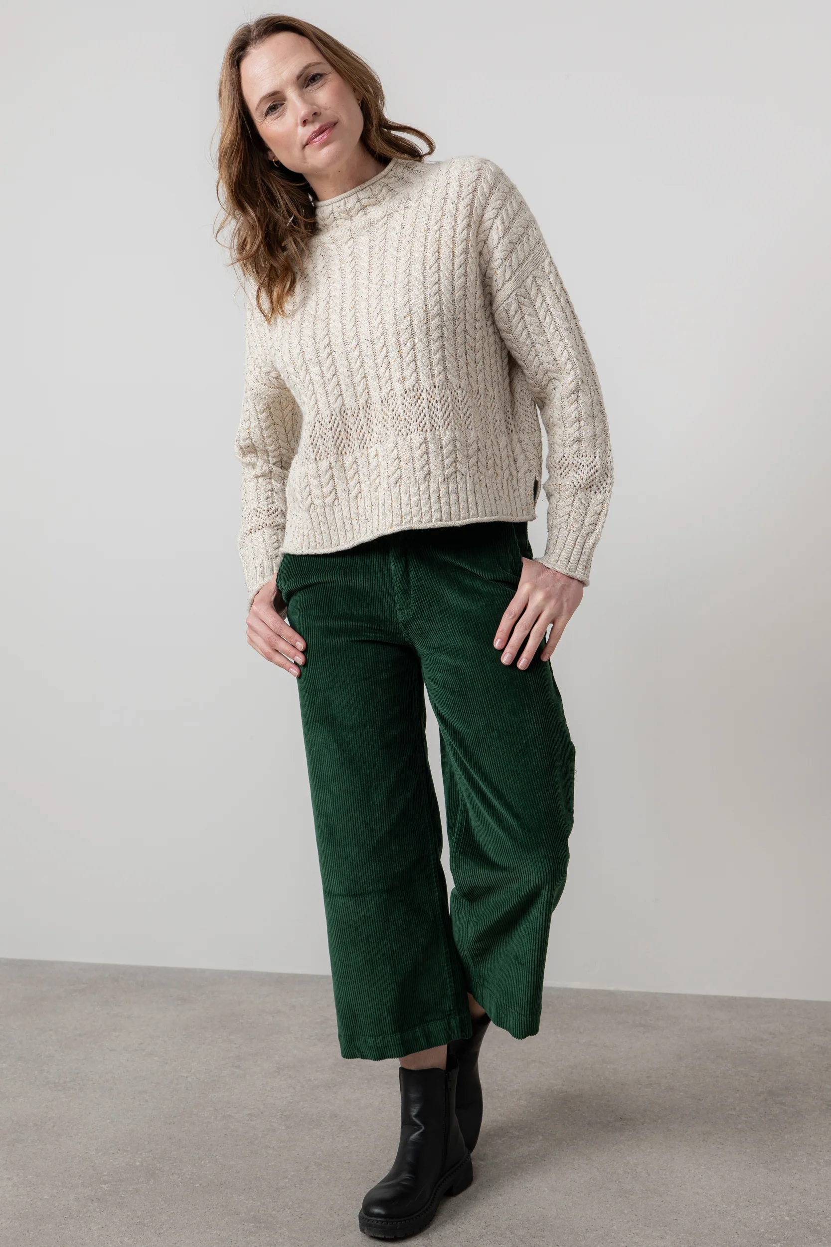 Isla Stretch Jumbo Cord Cropped Trousers Pine Green - Image 7