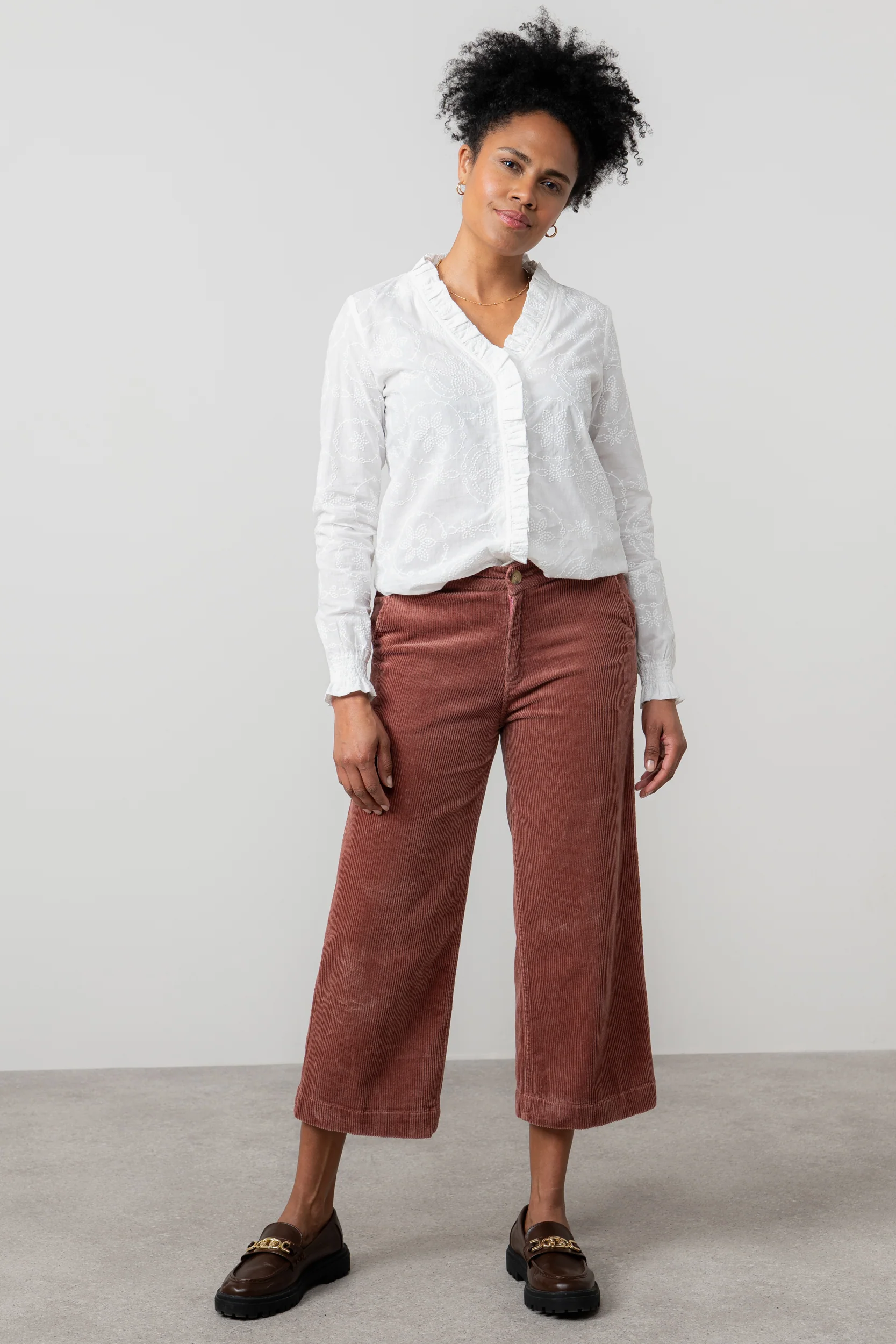 Isla Stretch Jumbo Cord Cropped Trousers Antique Rose - Image 3