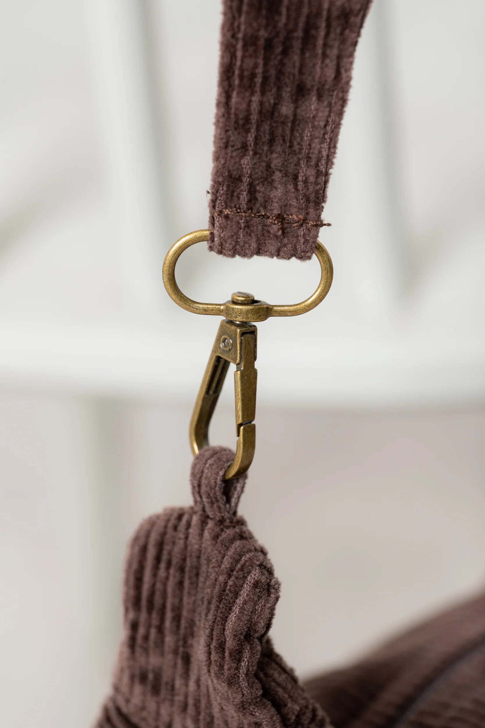 Jumbo Cord Crossbody Bag Chocolate - Image 6