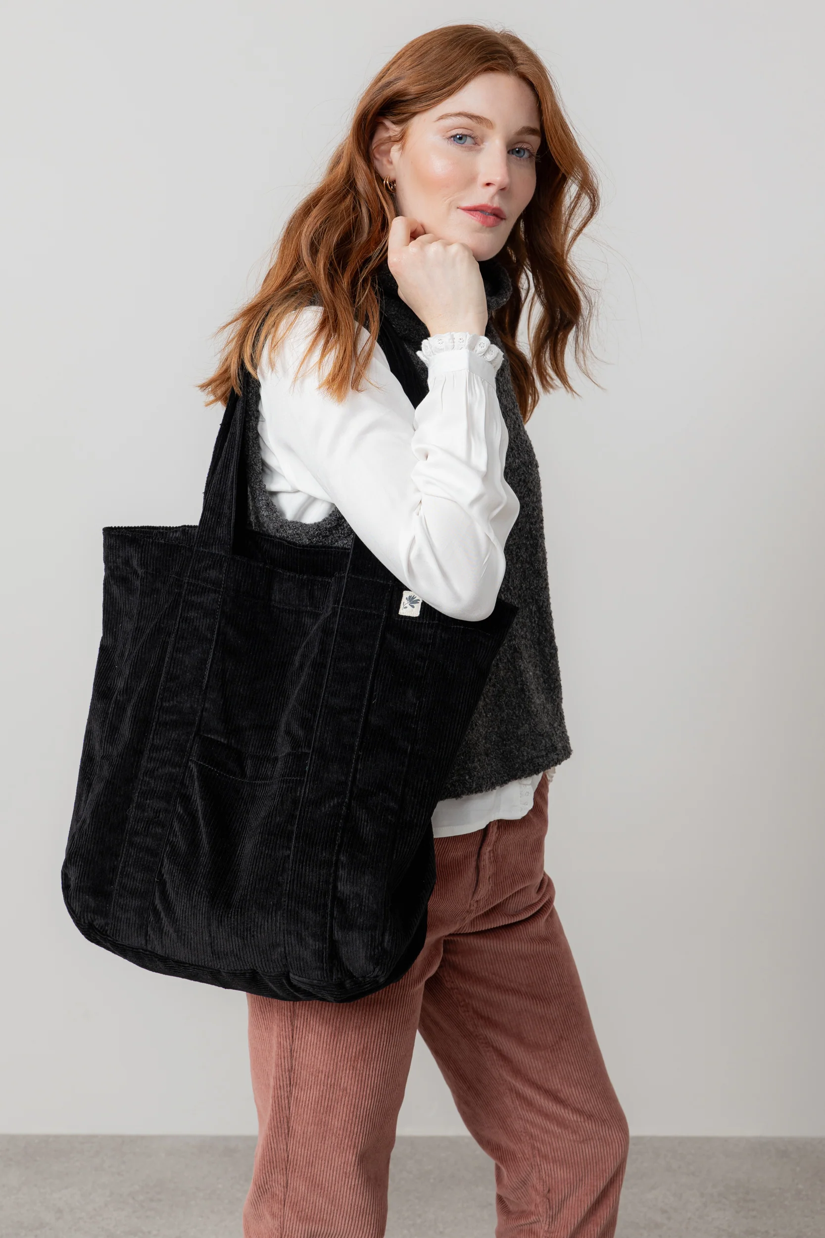 Jumbo Cord Tote Bag Black - Image 2