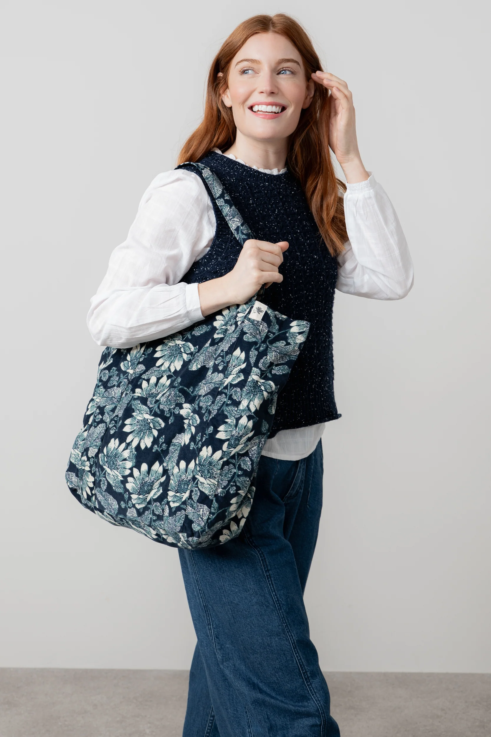Jumbo Cord Tote Bag Navy - Image 3