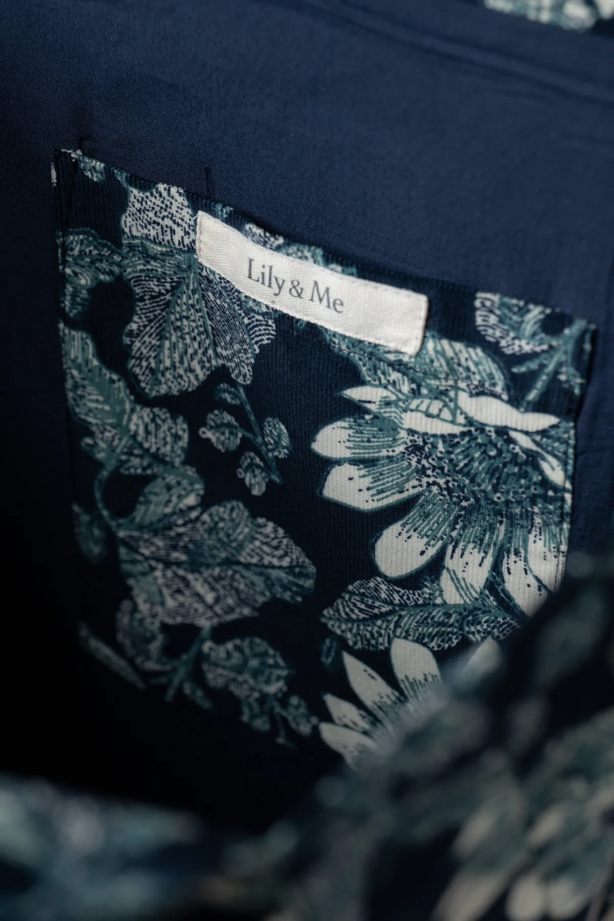 Jumbo Cord Tote Bag Navy - Image 4