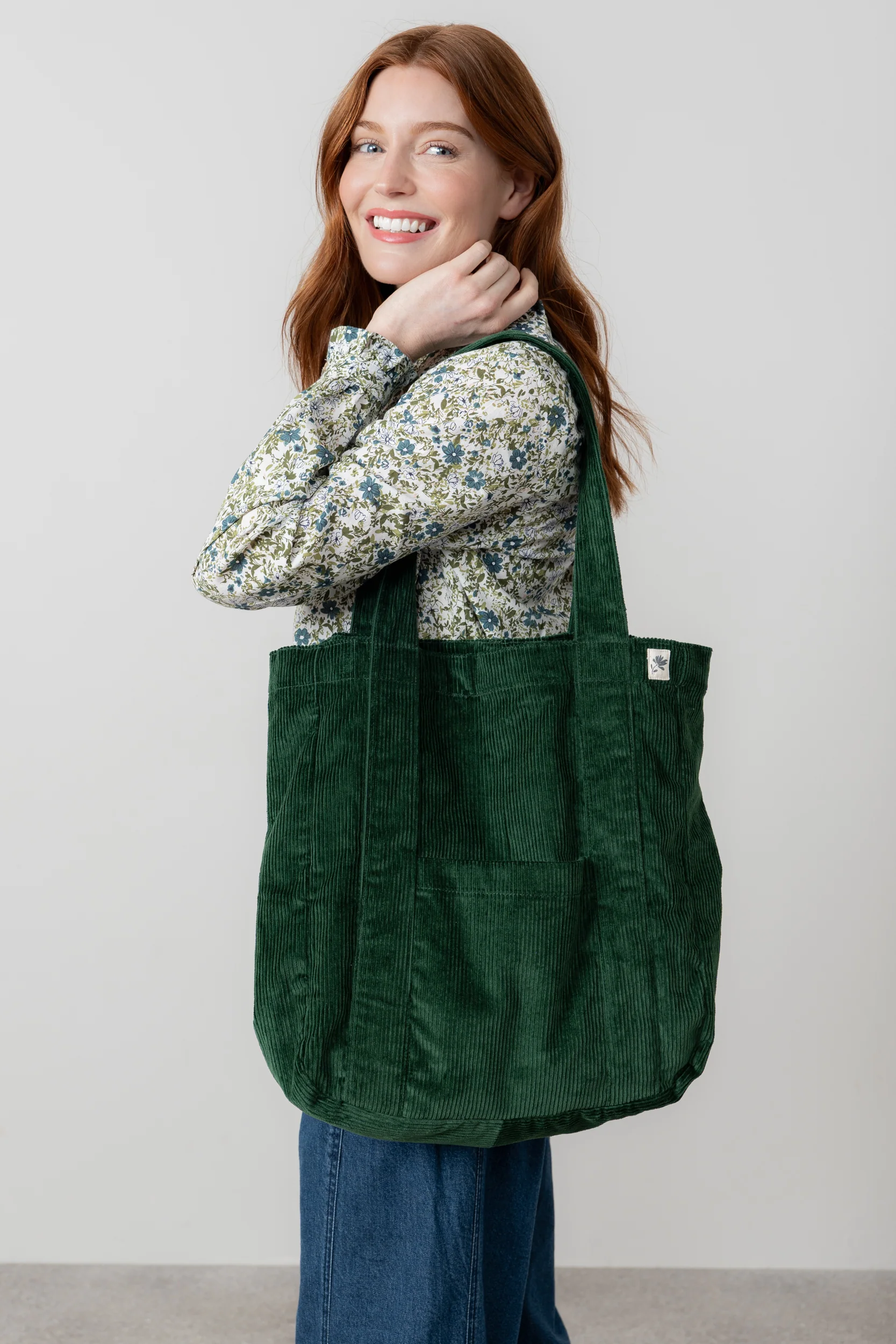 Jumbo Cord Tote Bag Pine Green - Image 3