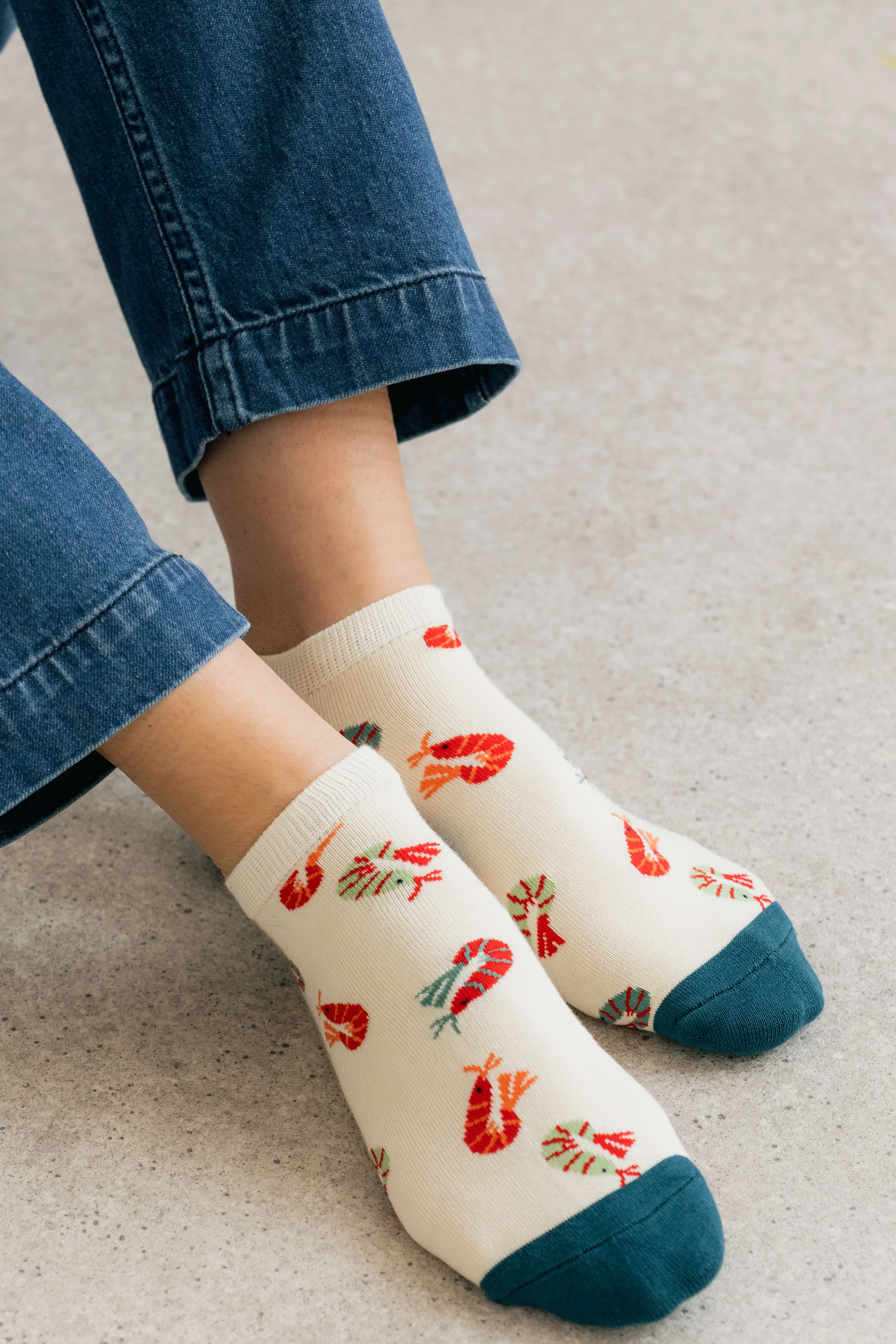 Klayton The Shrimp Bamboo Trainer Socks And Decoration Giftbox - Image 9