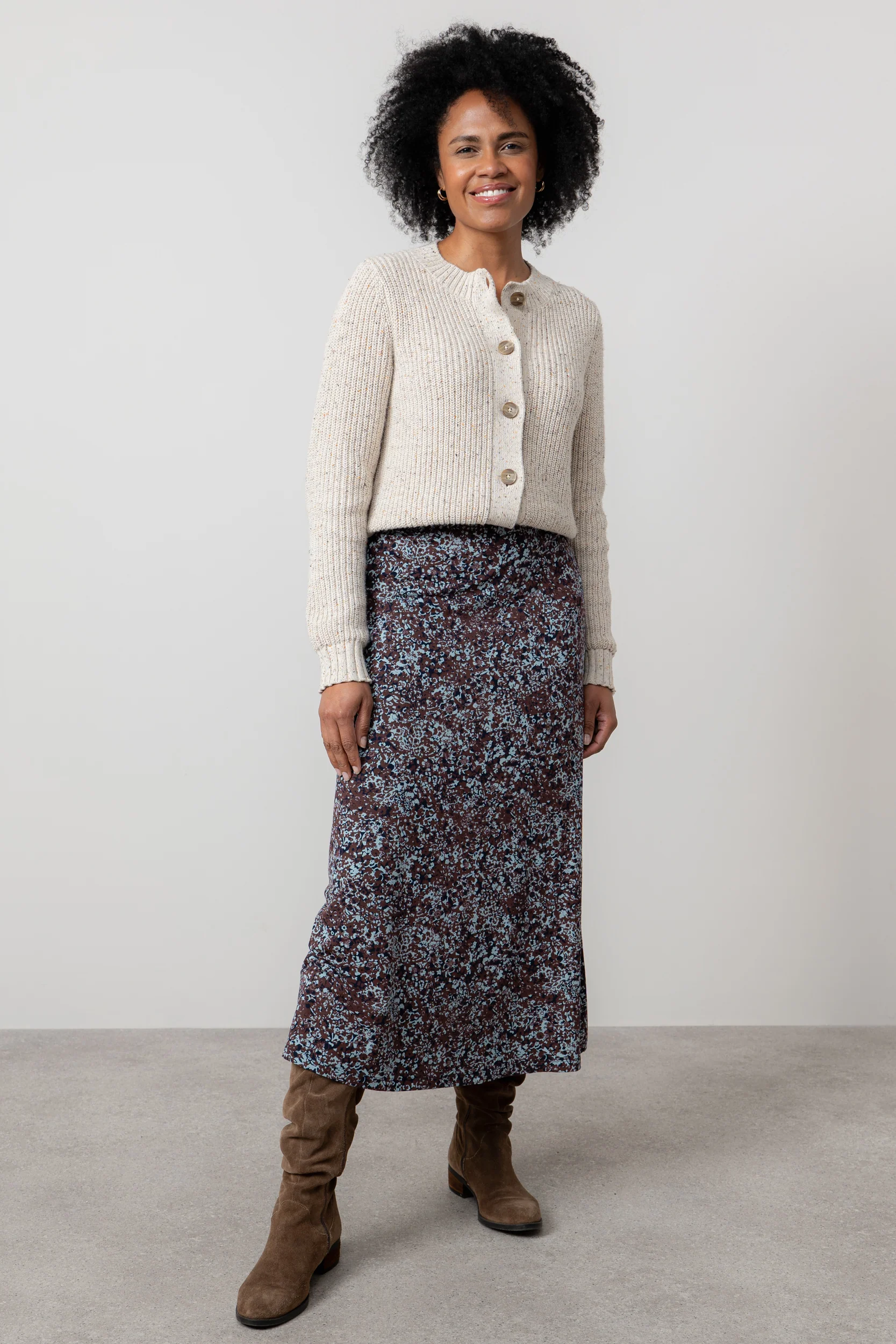 Lauren Floral Print Jersey Midi Skirt Chocolate - Image 3