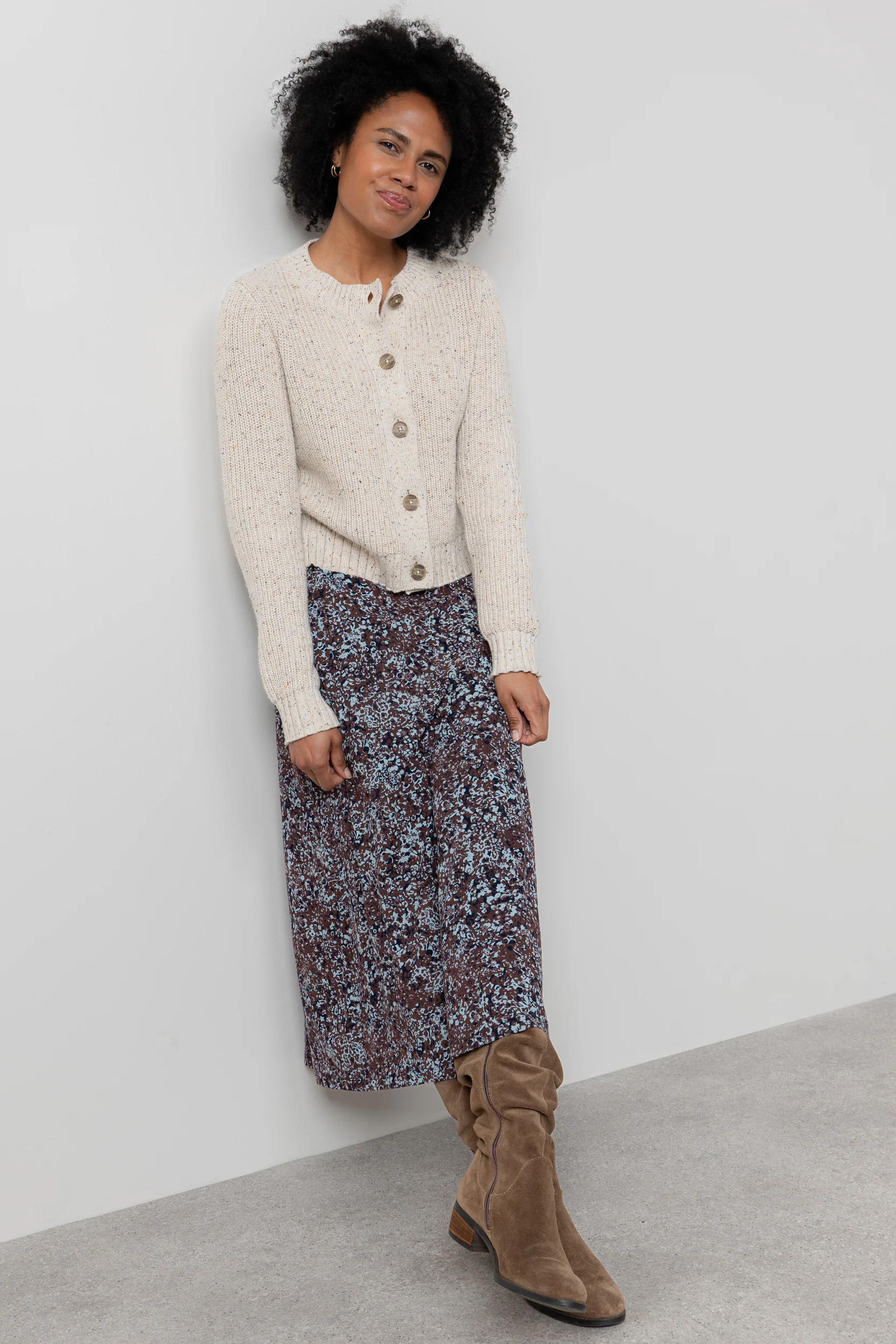 Lauren Floral Print Jersey Midi Skirt Chocolate - Image 5