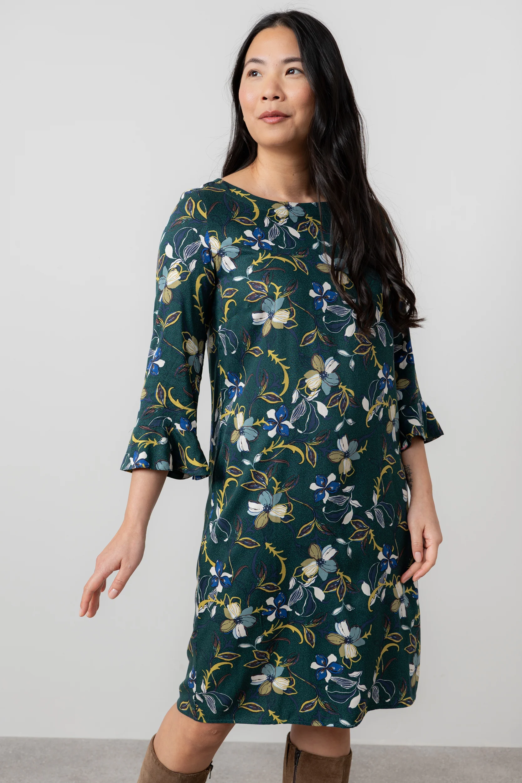 Lotty Fluted Sleeve Shift Dress Green