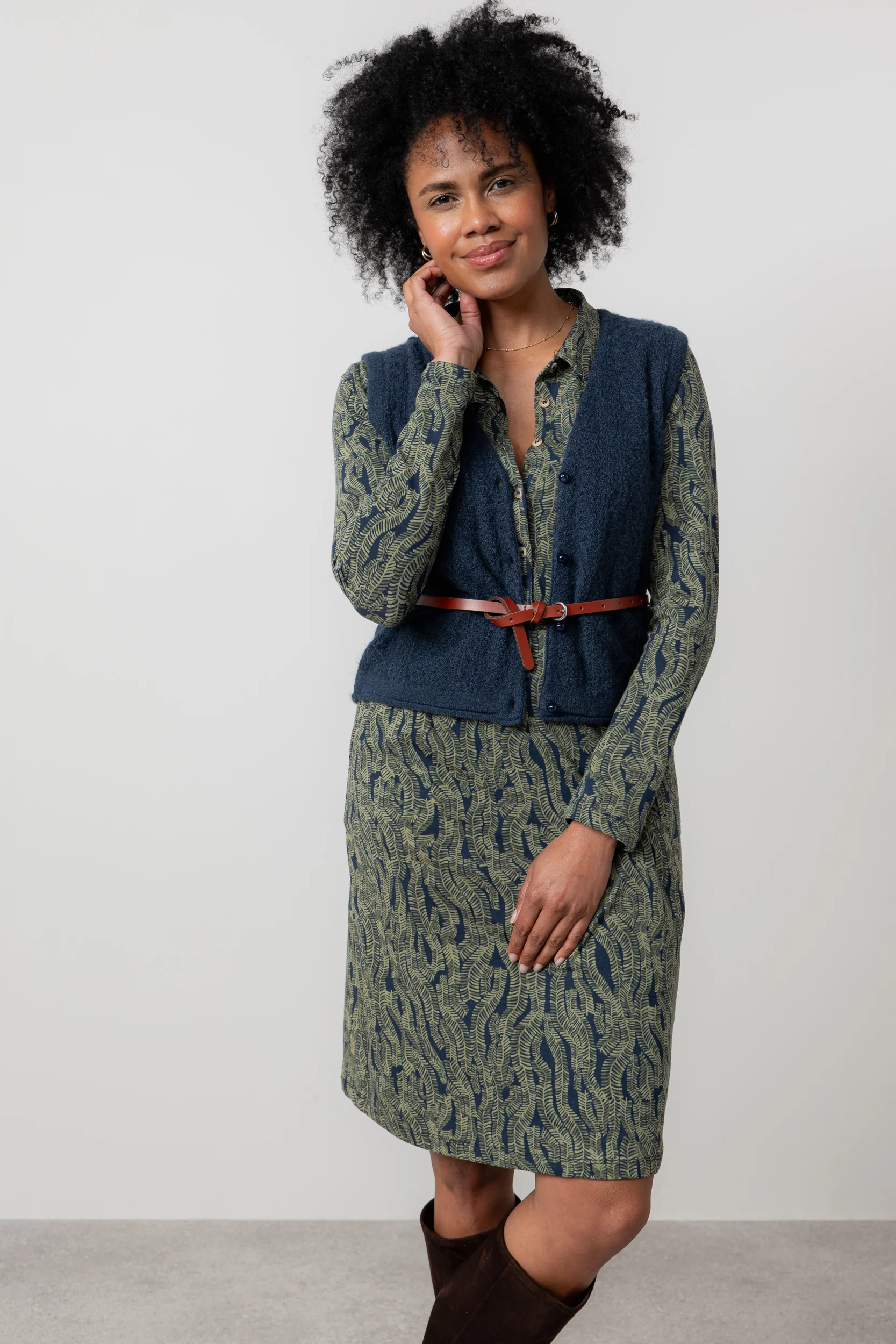 Marly Sleeveless Pointelle Knit Cardigan Navy - Image 3