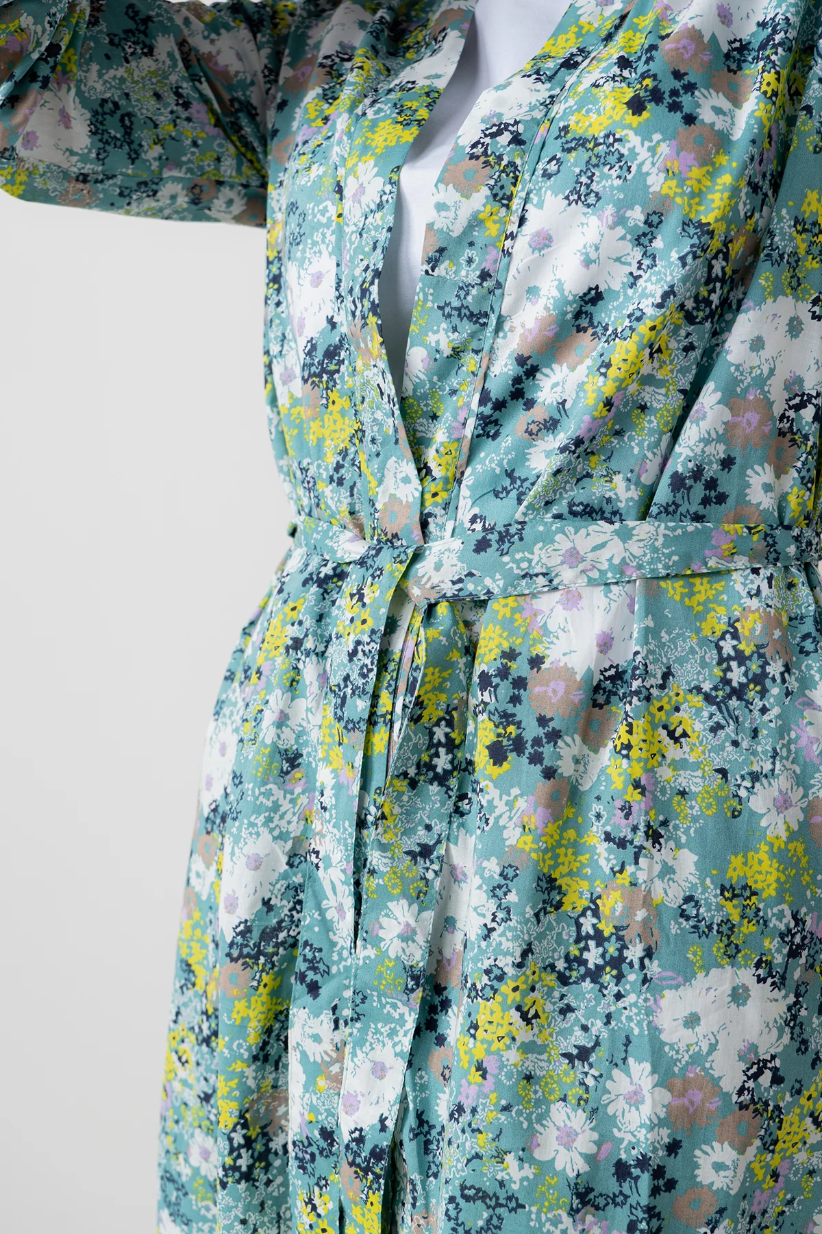 Meadow Spray Floral Dressing Gown - Image 3