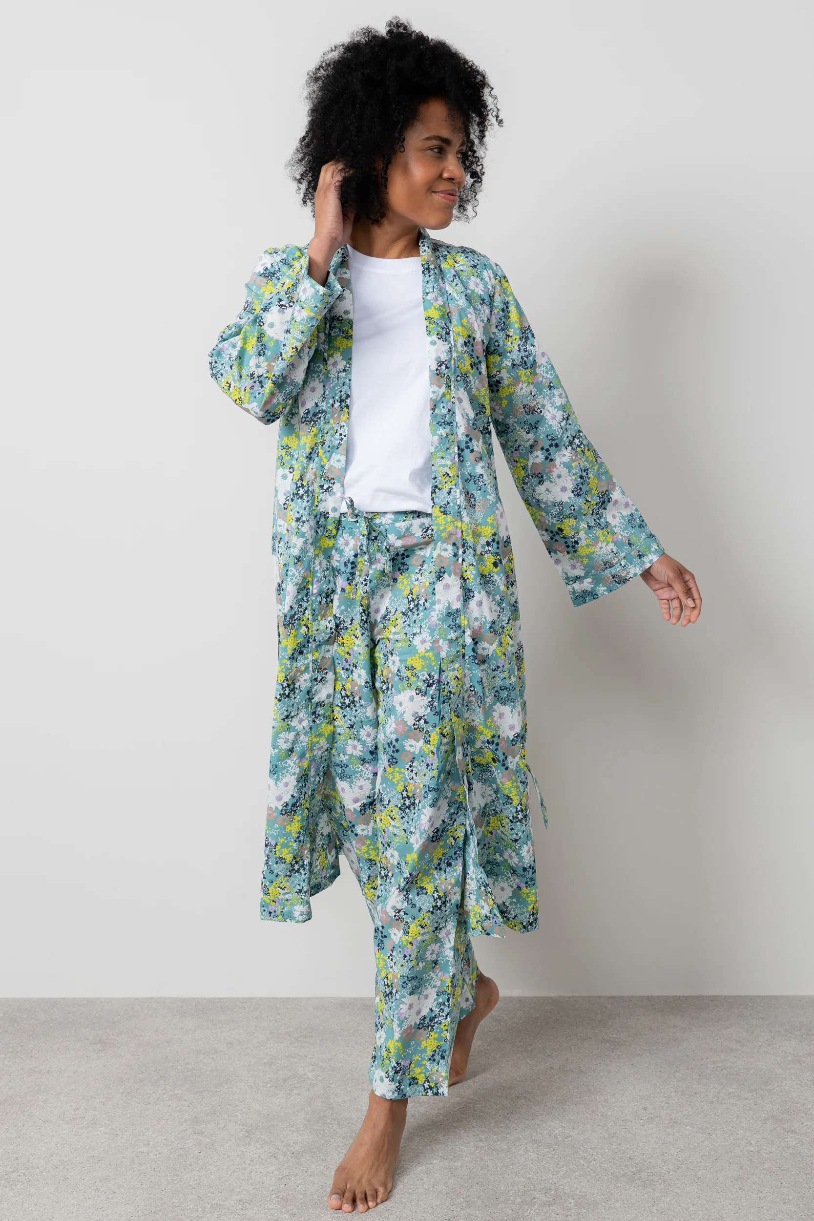 Meadow Spray Floral Pyjama Set - Image 5