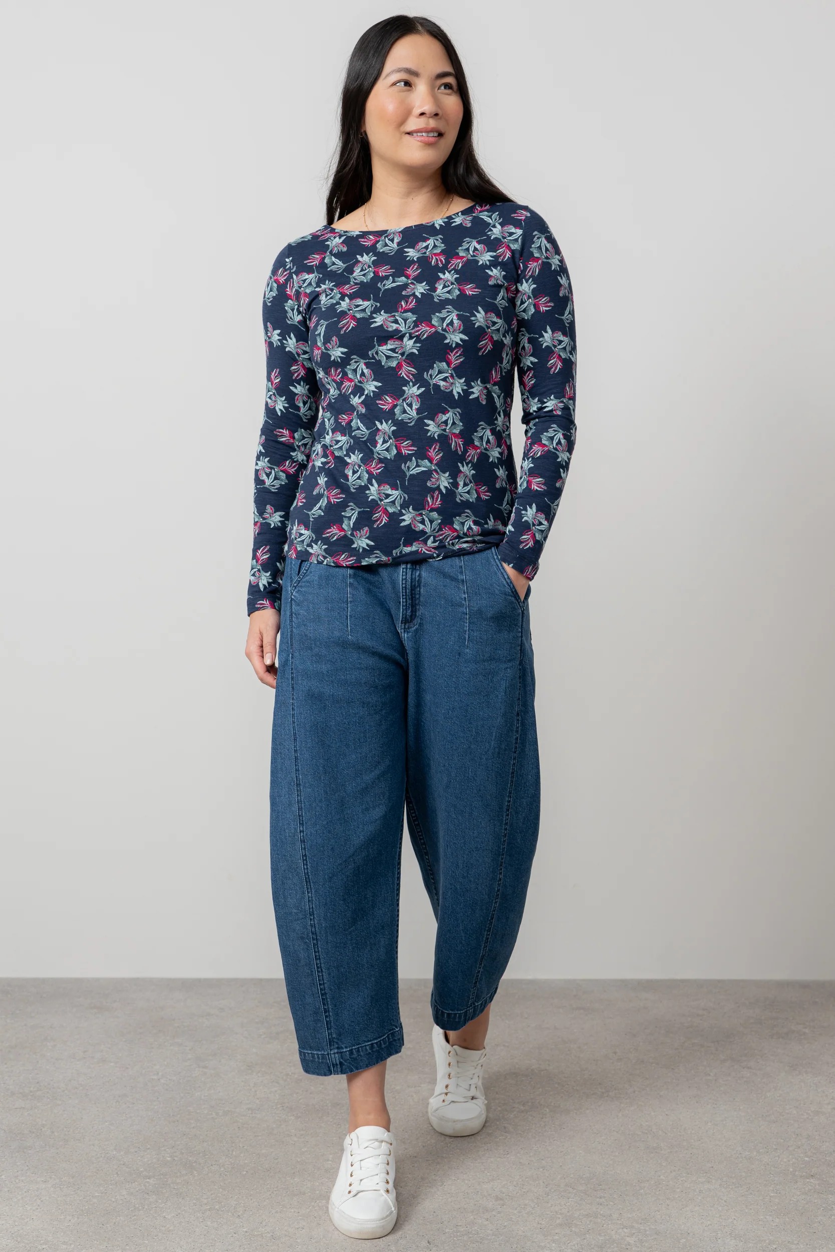Monica Floral Print Jersey Top Navy - Image 2