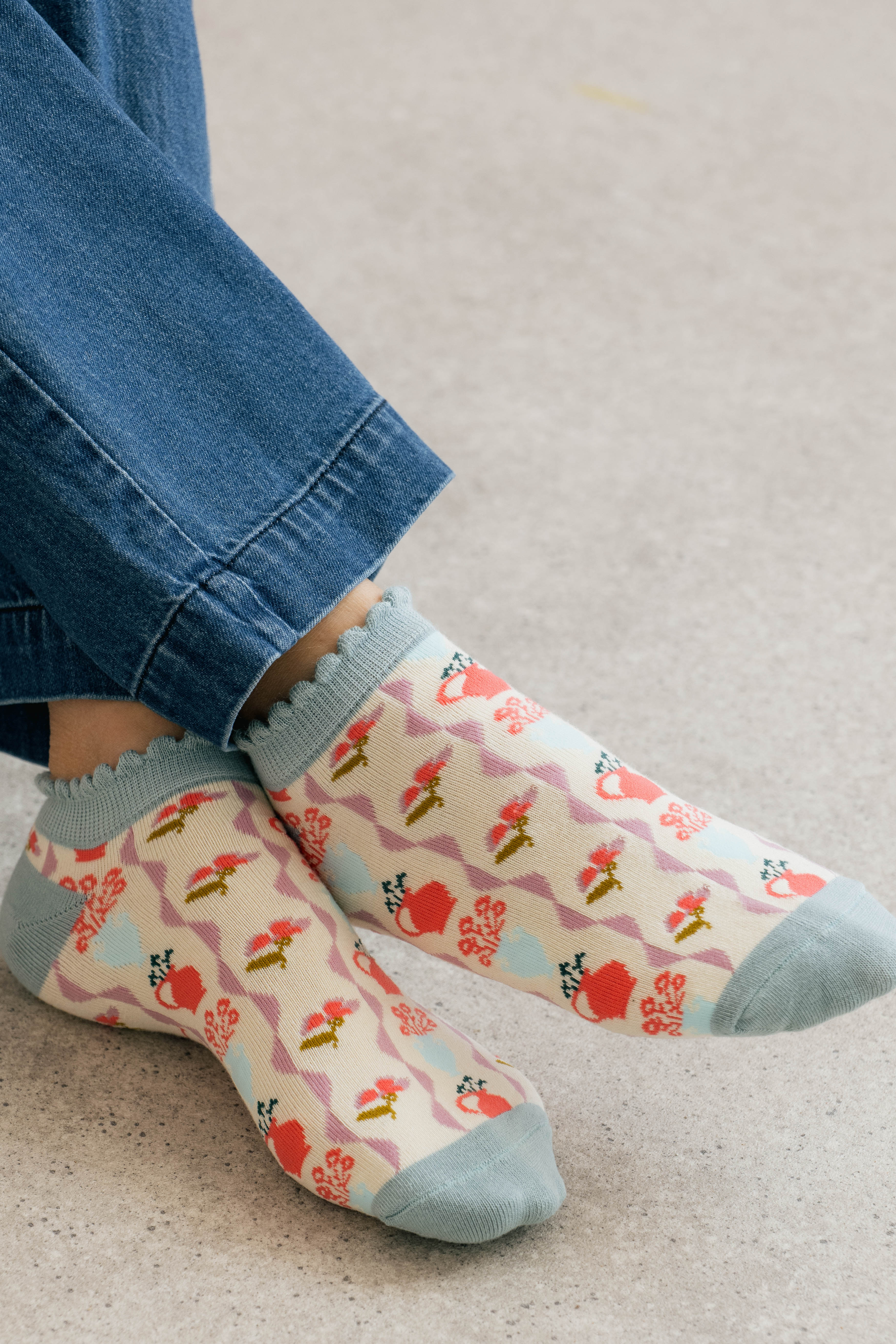 Potting Shed Trainer Socks - Image 3