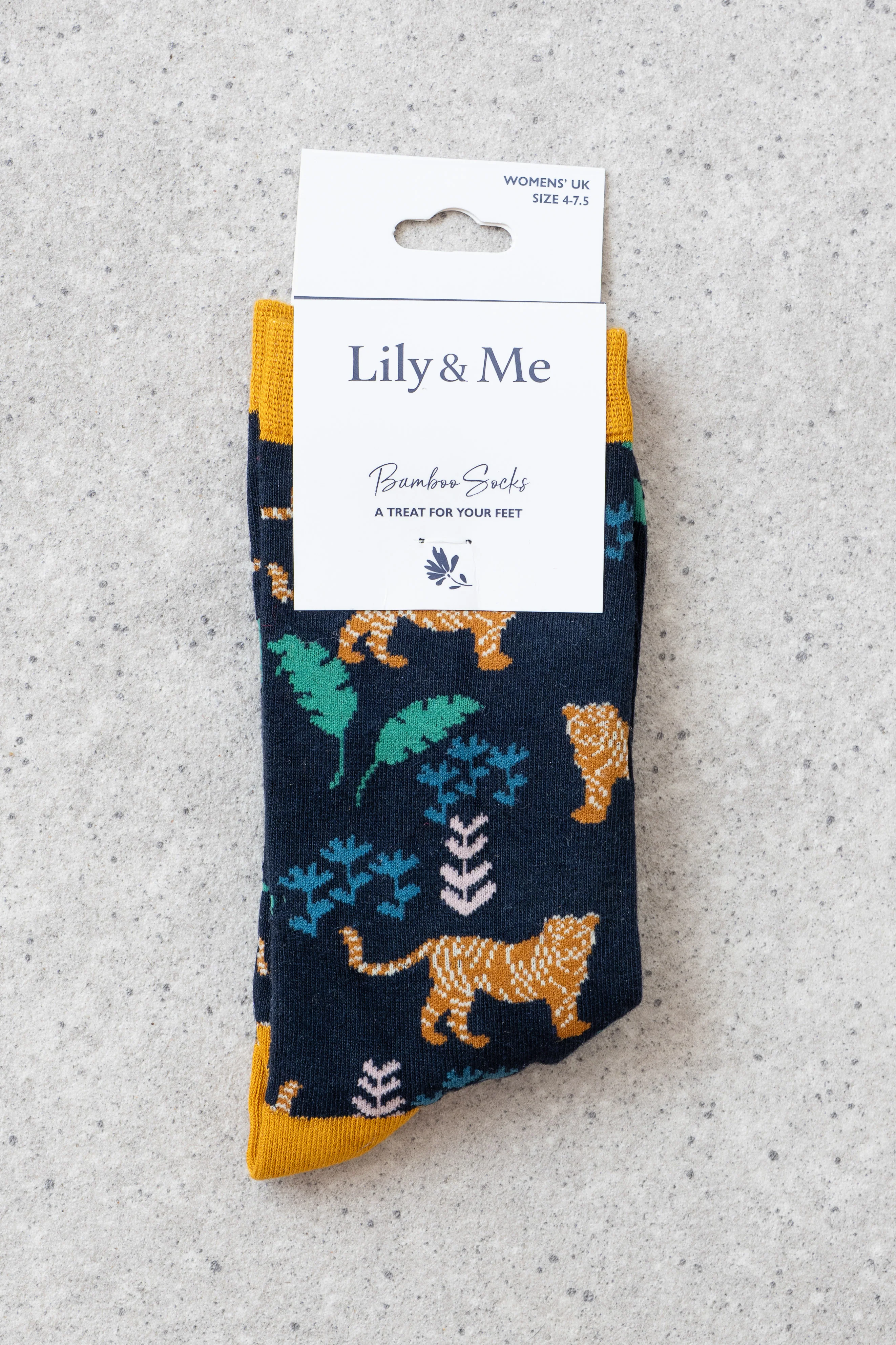 Regal Tiger Socks and Decoration Giftbox - Image 3