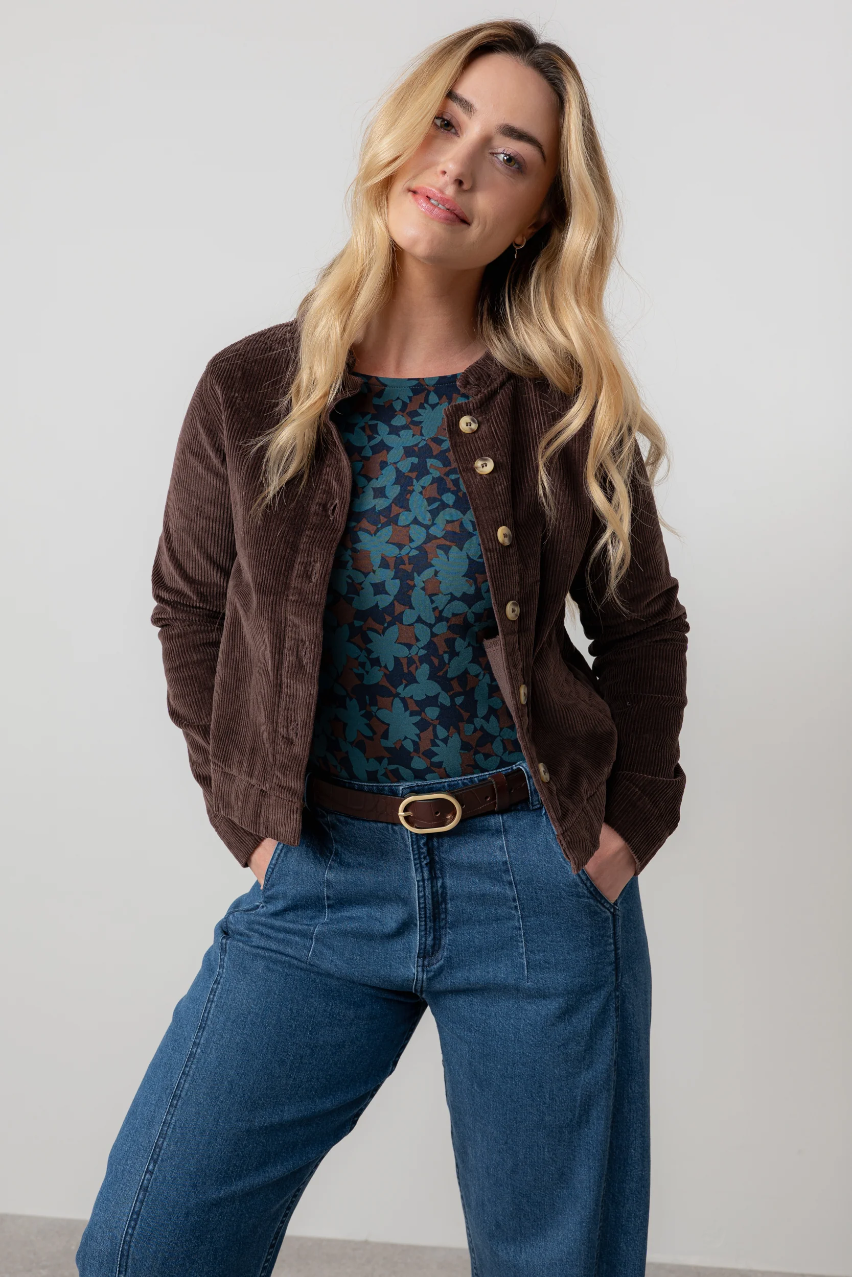Rene Stretch Jumbo Cord Jacket Chocolate - Image 8