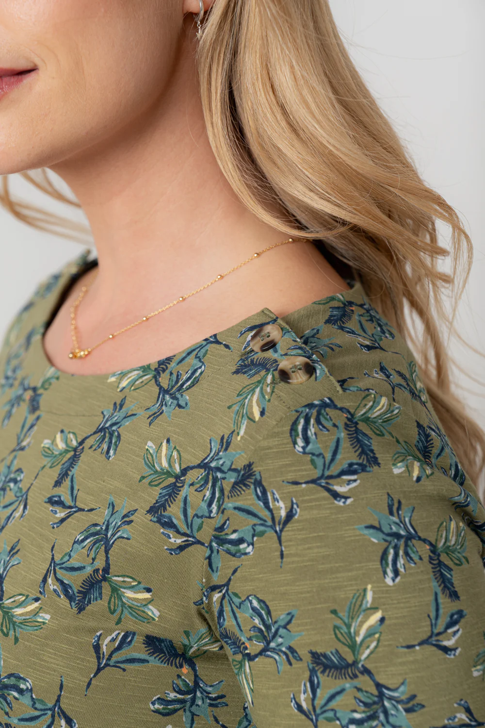 Riverside Printed Organic Cotton Jersey Top Green - Image 4