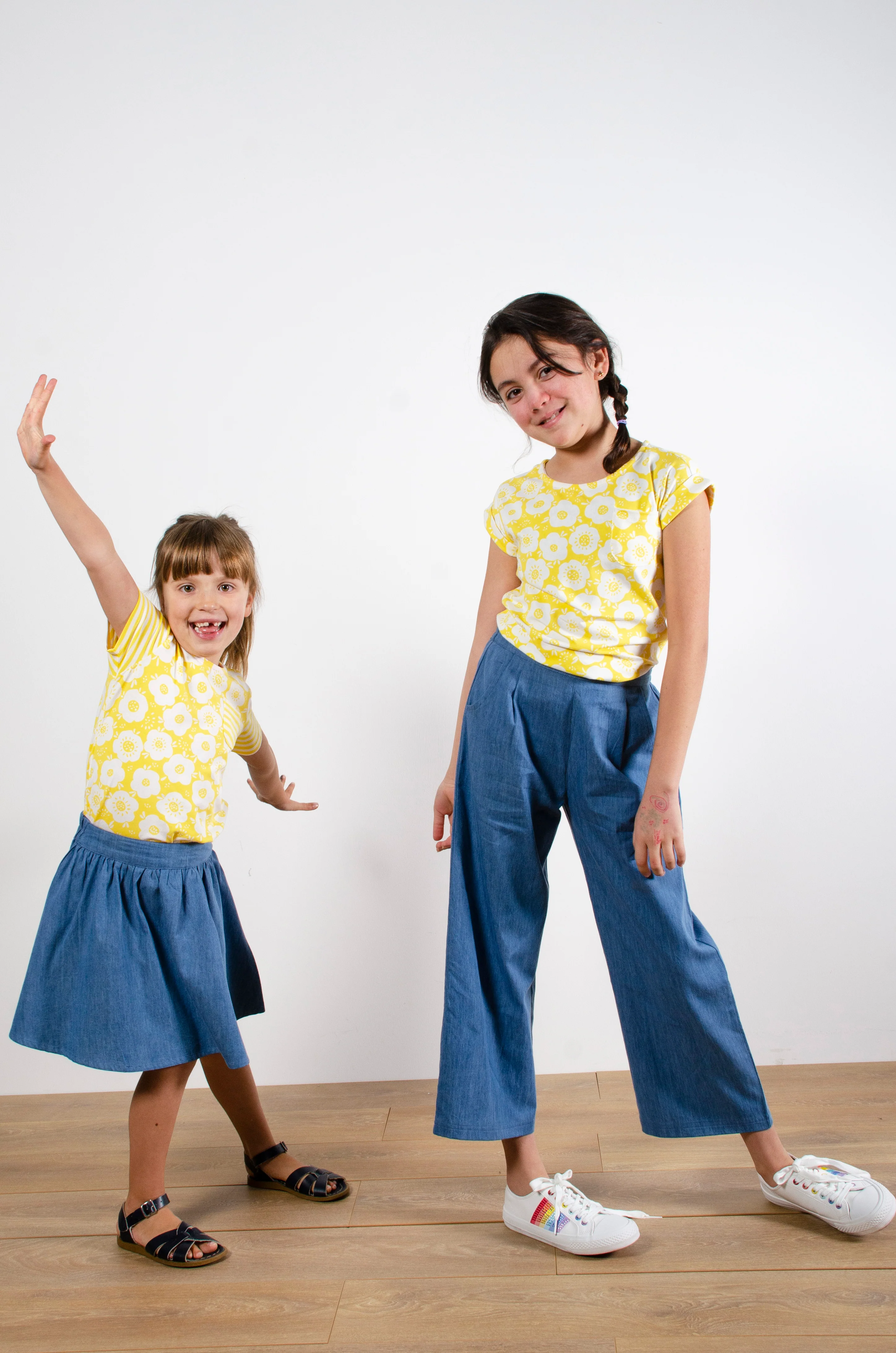 Roll Sleeve Floral Yellow Two Colour Tee - Image 8