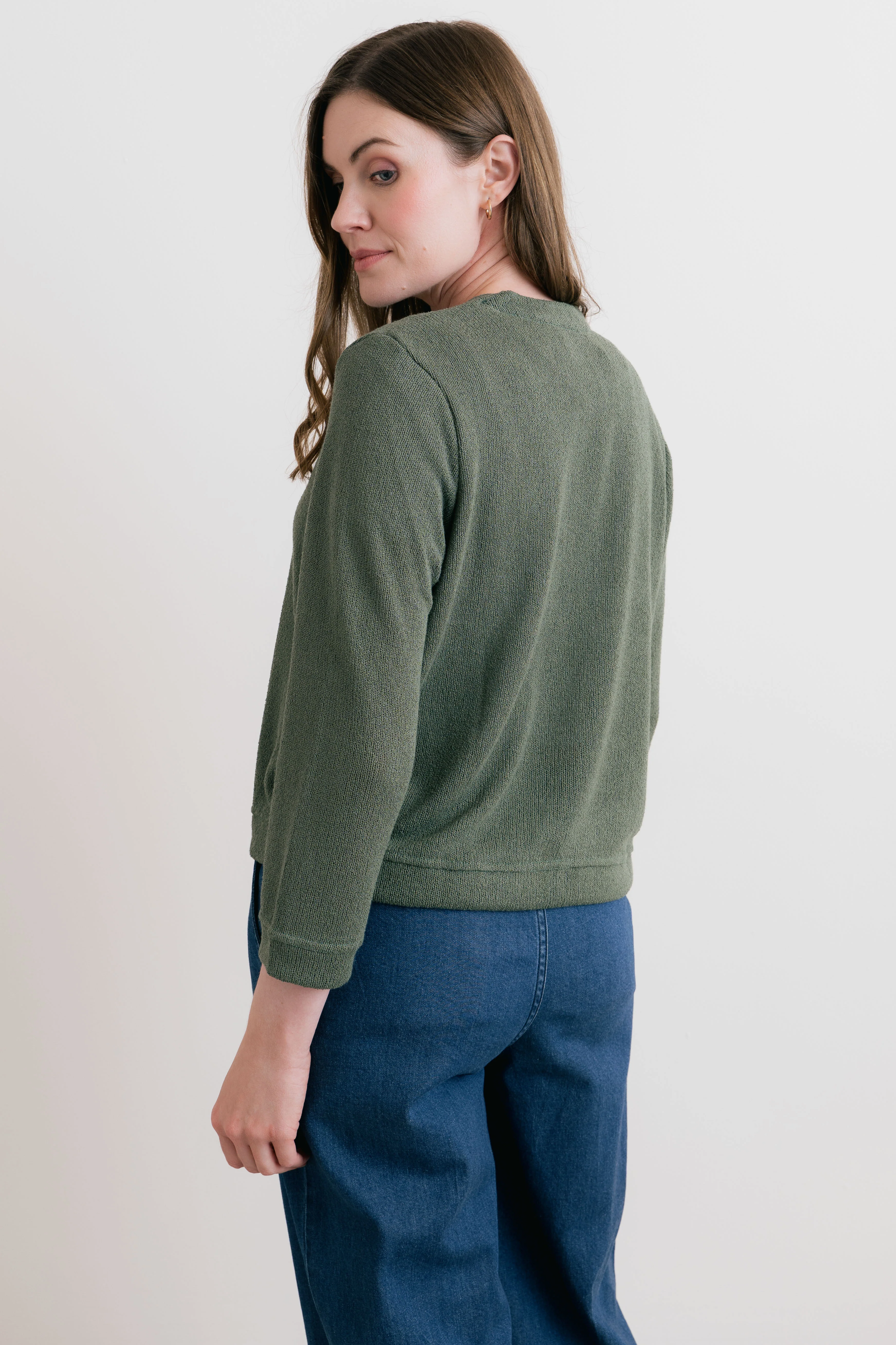 Shore Light Knit Cropped Cardigan Laurel Green - Image 4
