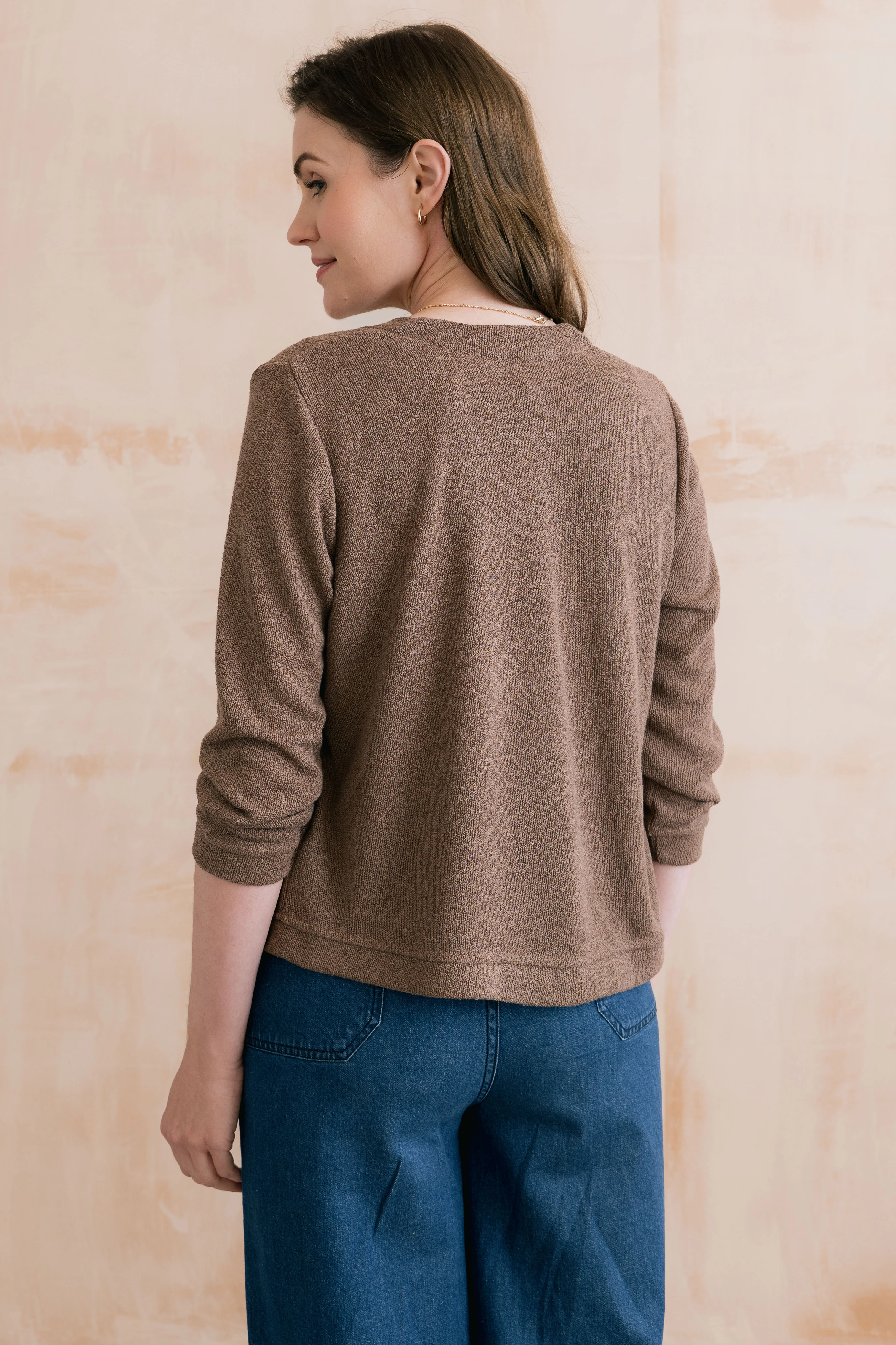 Shore Light Knit Cropped Cardigan Mocha - Image 4