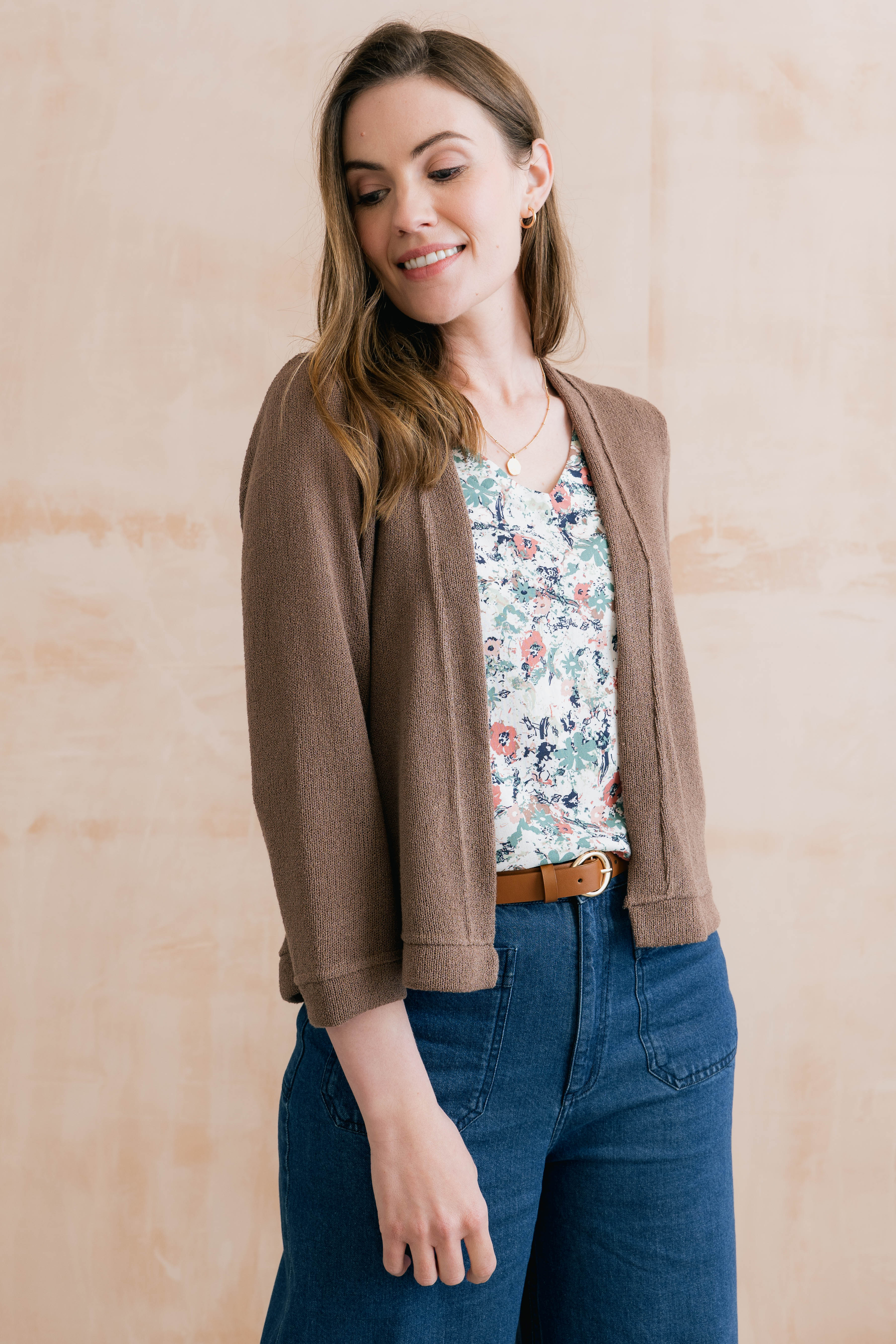 Shore Light Knit Cropped Cardigan Mocha - Image 5